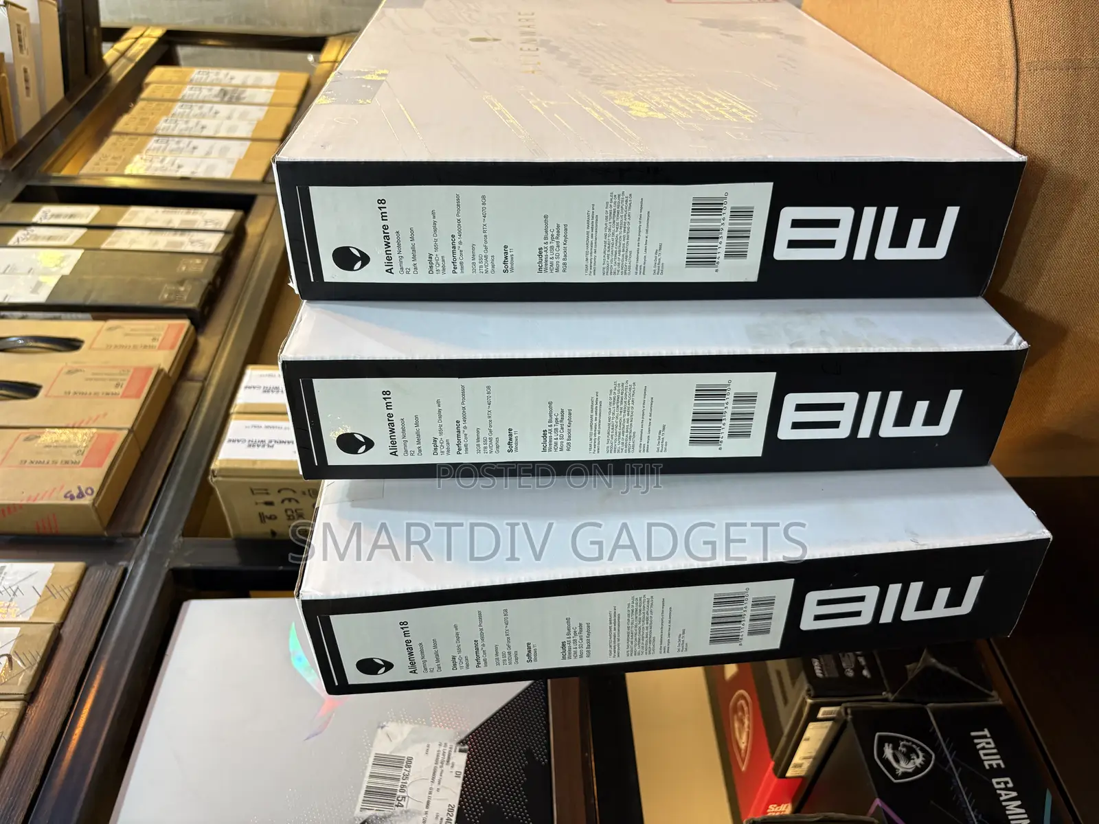 New Laptop Dell Alienware M18 R2 32GB Intel Core I9 SSD 2T