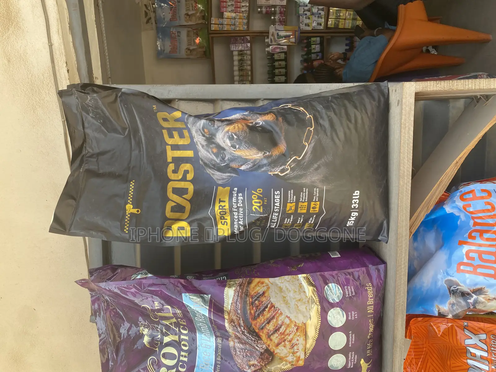 Booster Adult Dry Food