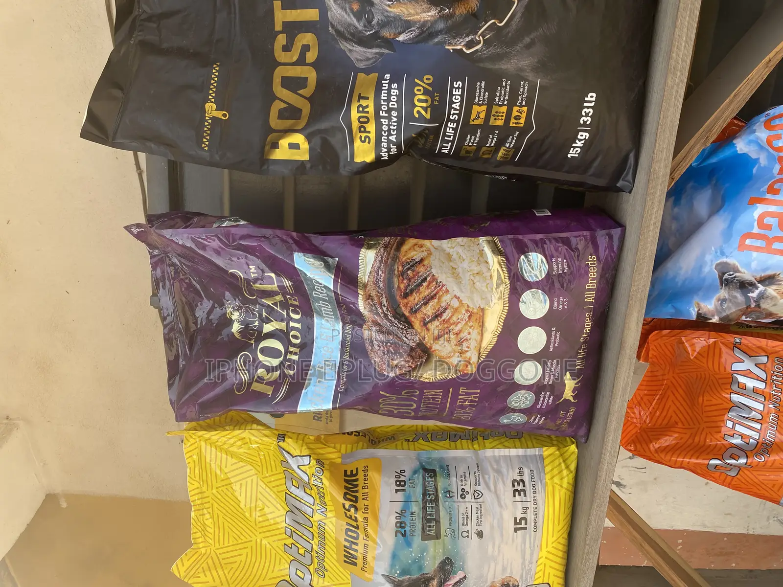 Booster Adult Dry Food