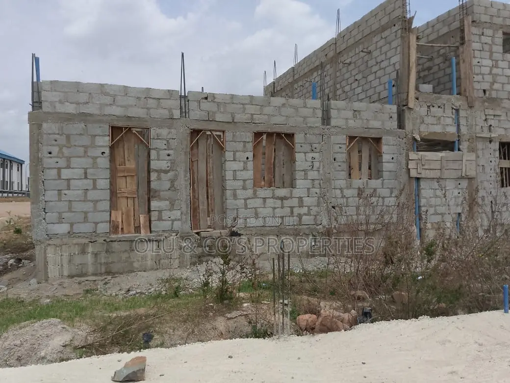 4bdrm Duplex in Ochacho Estate, Idu for sale