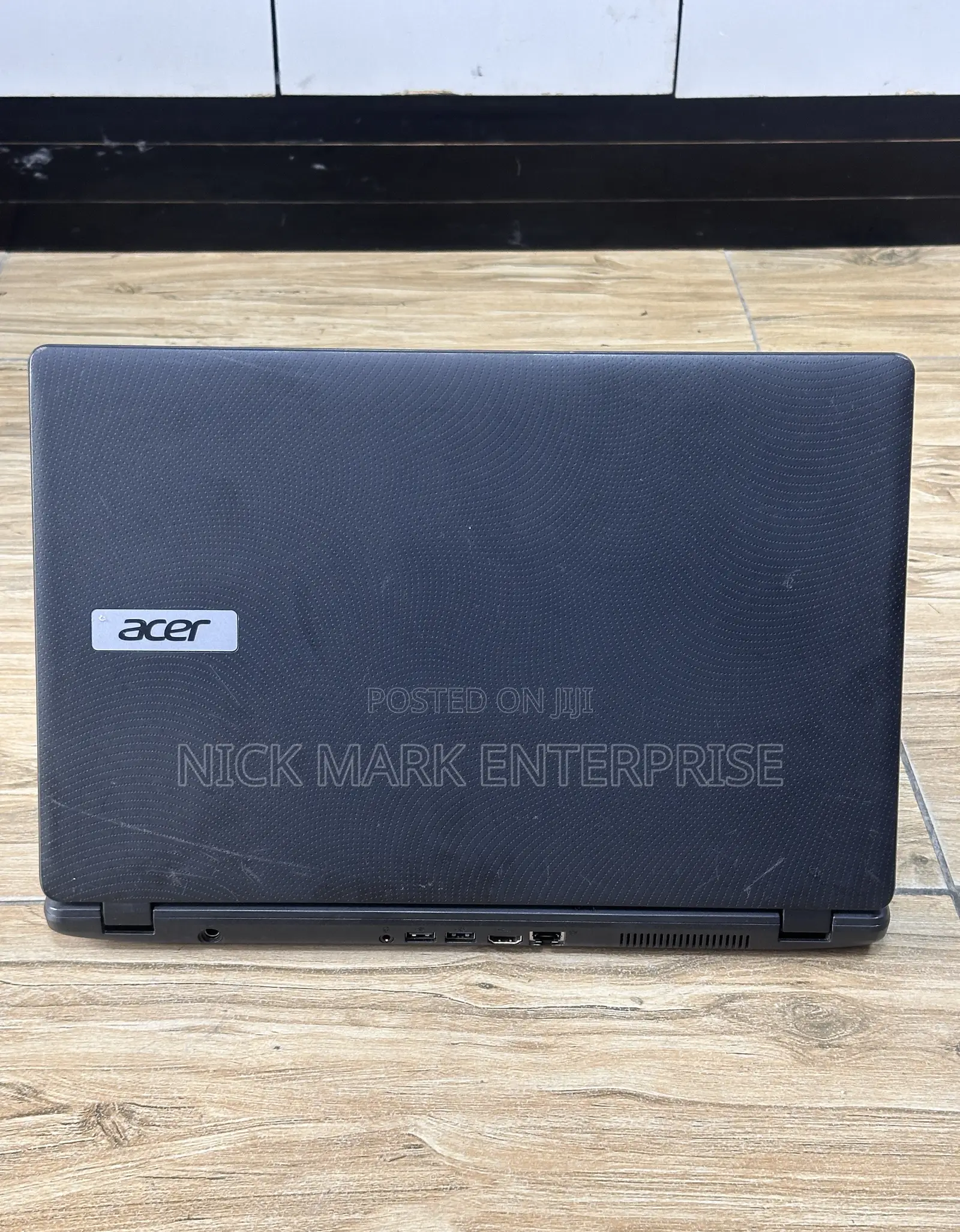 Laptop Acer Aspire ES1-512 4GB Intel Pentium HDD 500GB