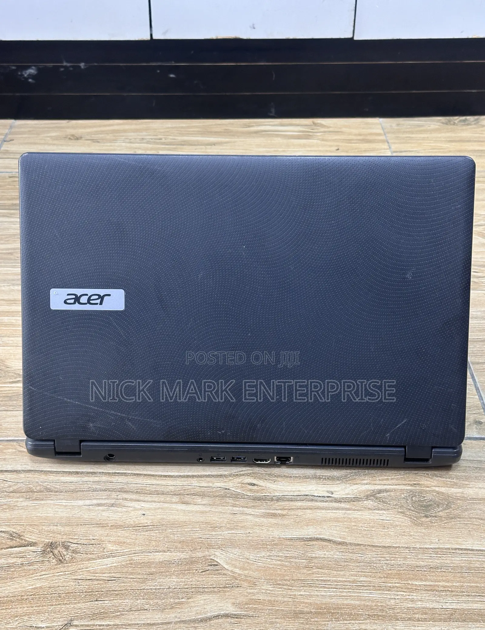 Laptop Acer Aspire ES1-512 4GB Intel Pentium HDD 500GB