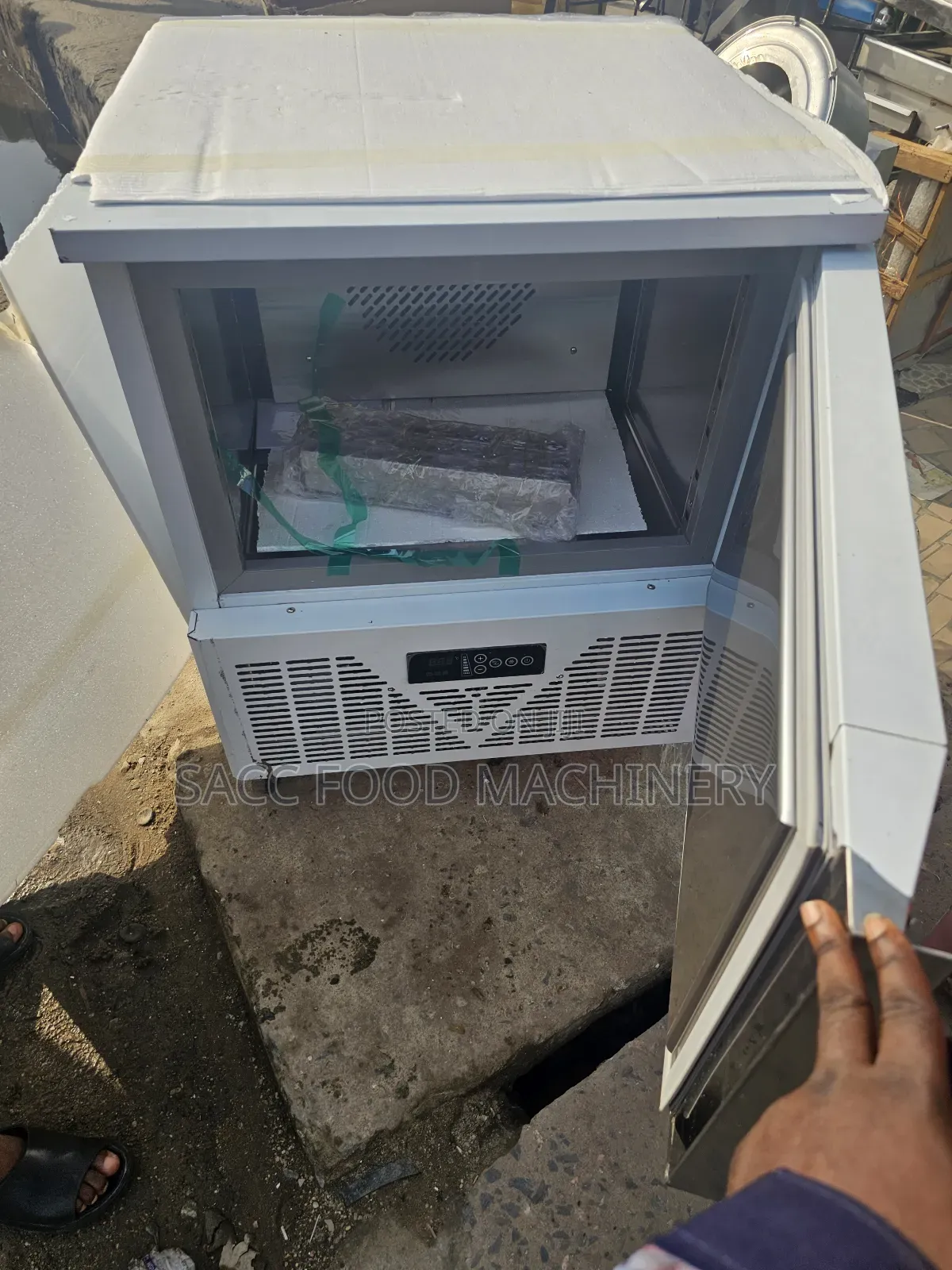 Blast Freezer (5 Trays)