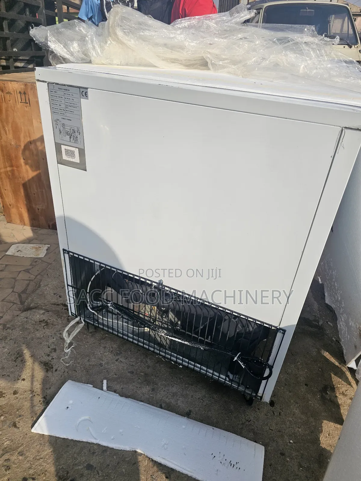 Blast Freezer (5 Trays)