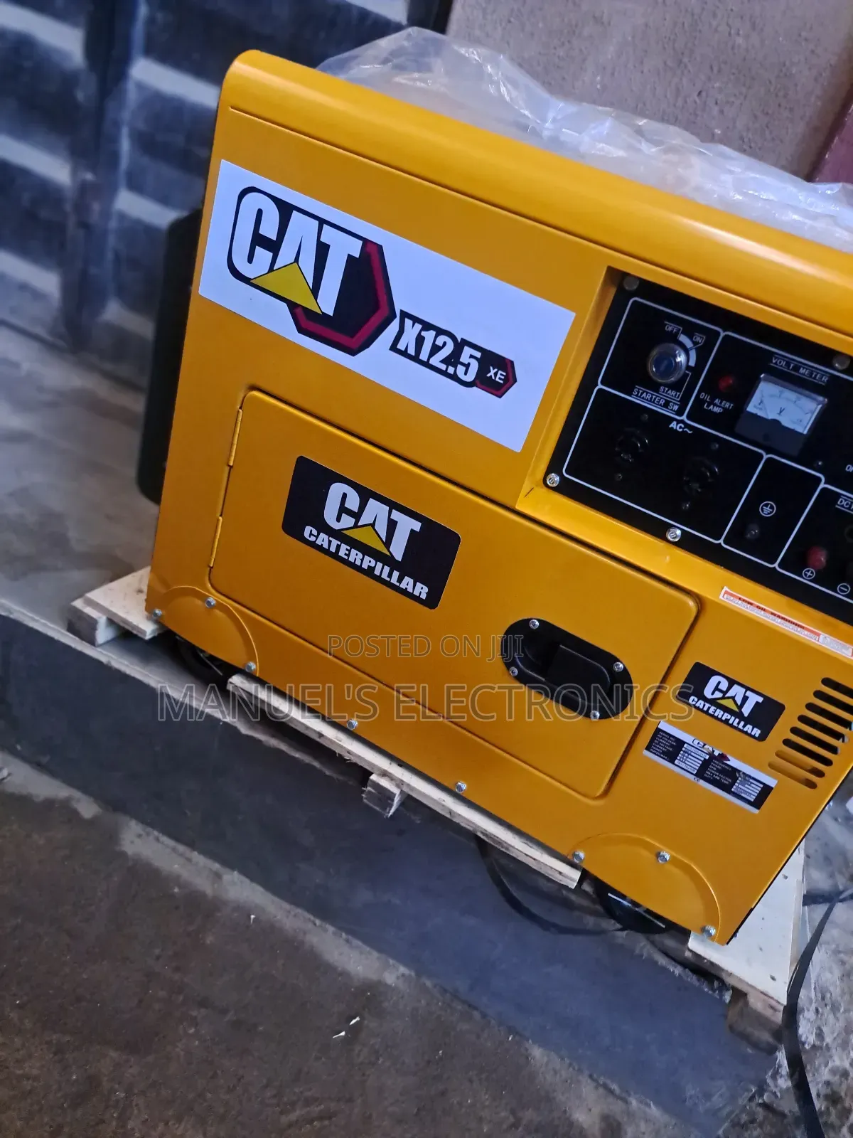 We Deal On Diesel Soundproof Generator Cat 10.5kva