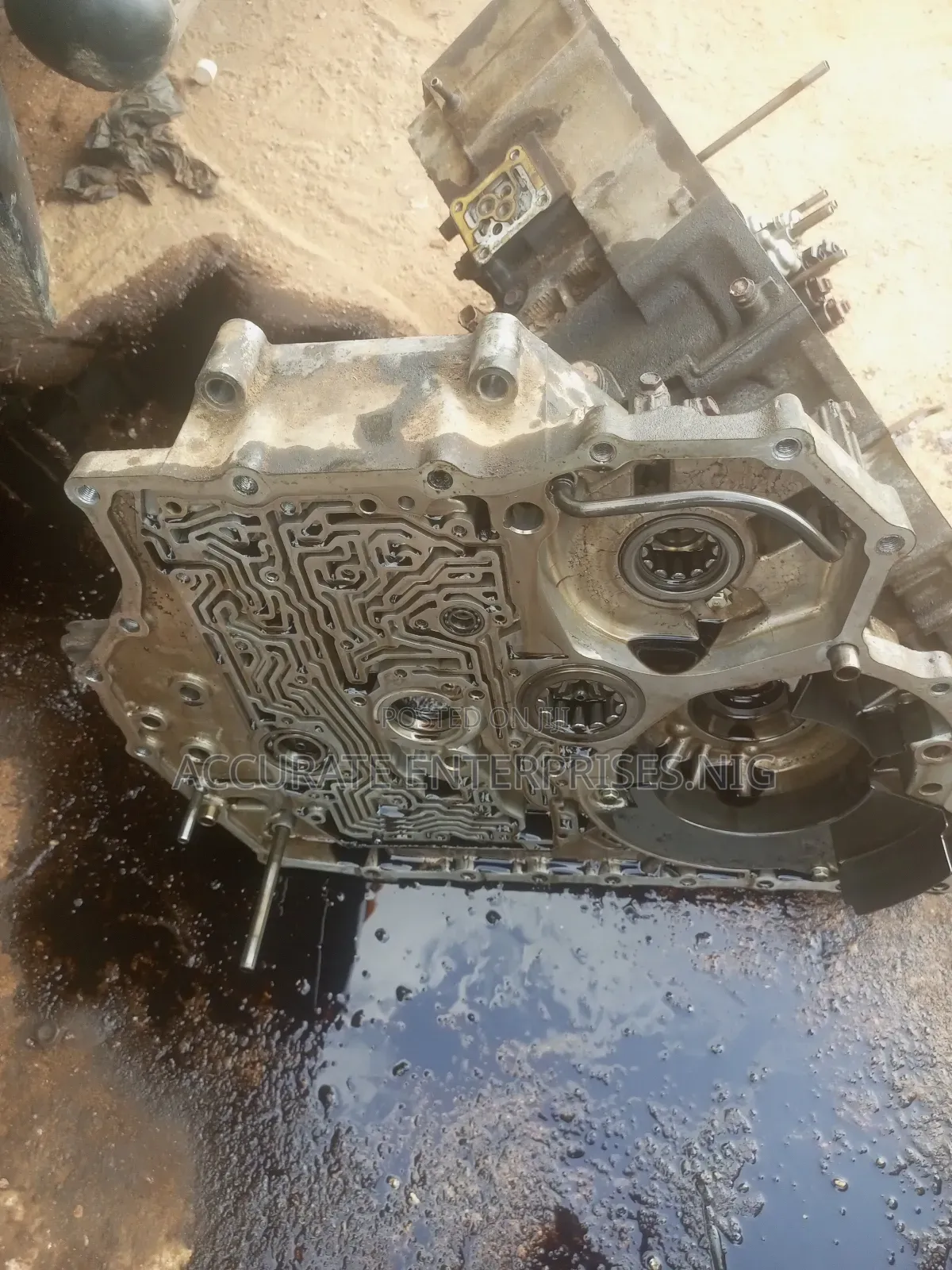 Pilot Gearbox (Round Face)