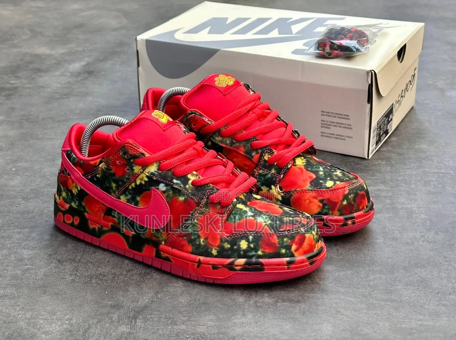 Original the Wizard of Oz X Nike SB Dunk Low Sneakers