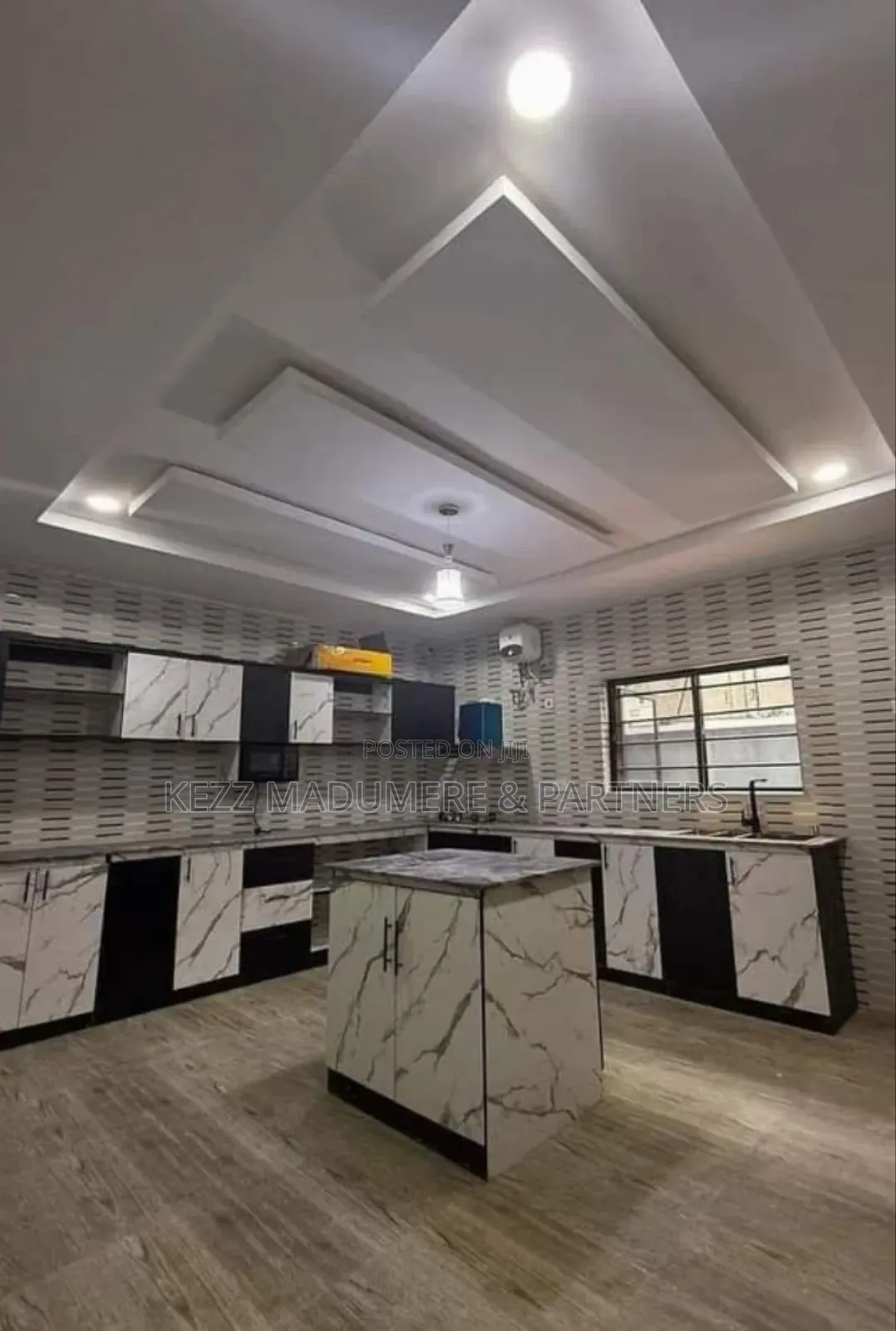 3bdrm Duplex in Gated Estate, Dr for sale