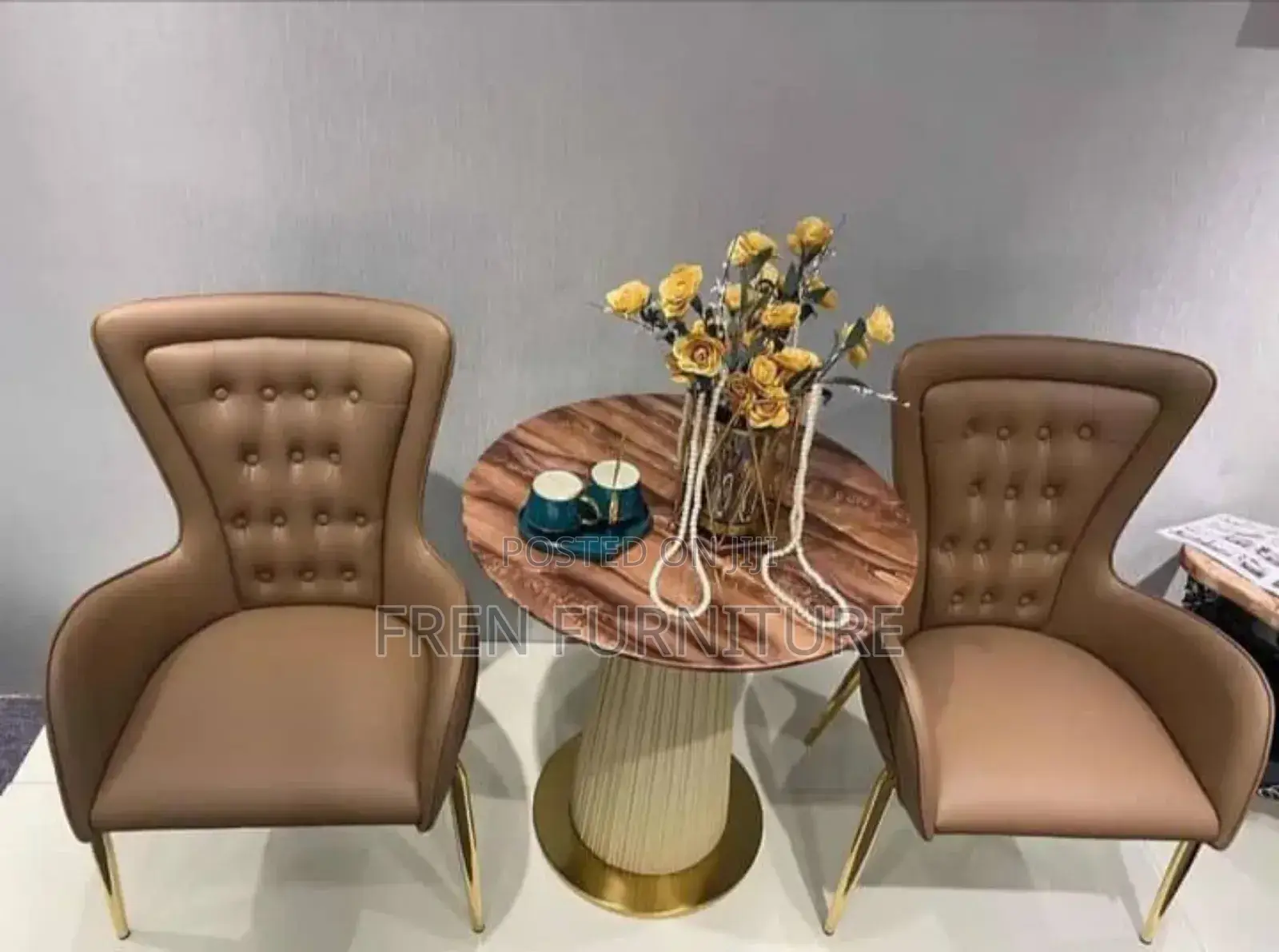High Quality Dining Chairs With Centre Table