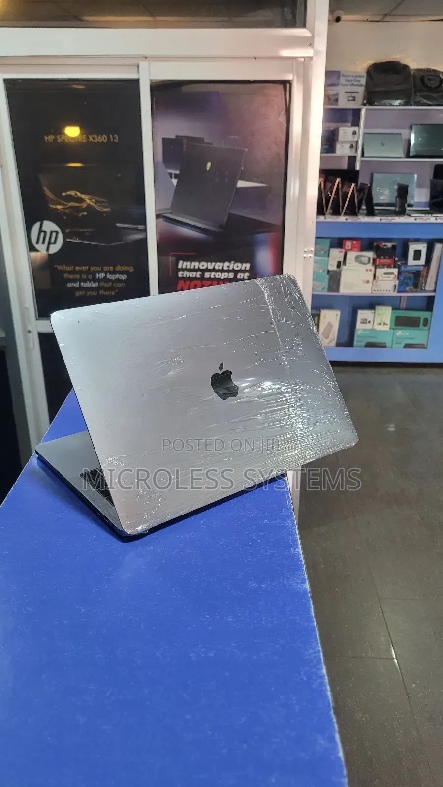 Laptop Apple MacBook Pro 2017 8GB Intel Core I5 SSD 512GB