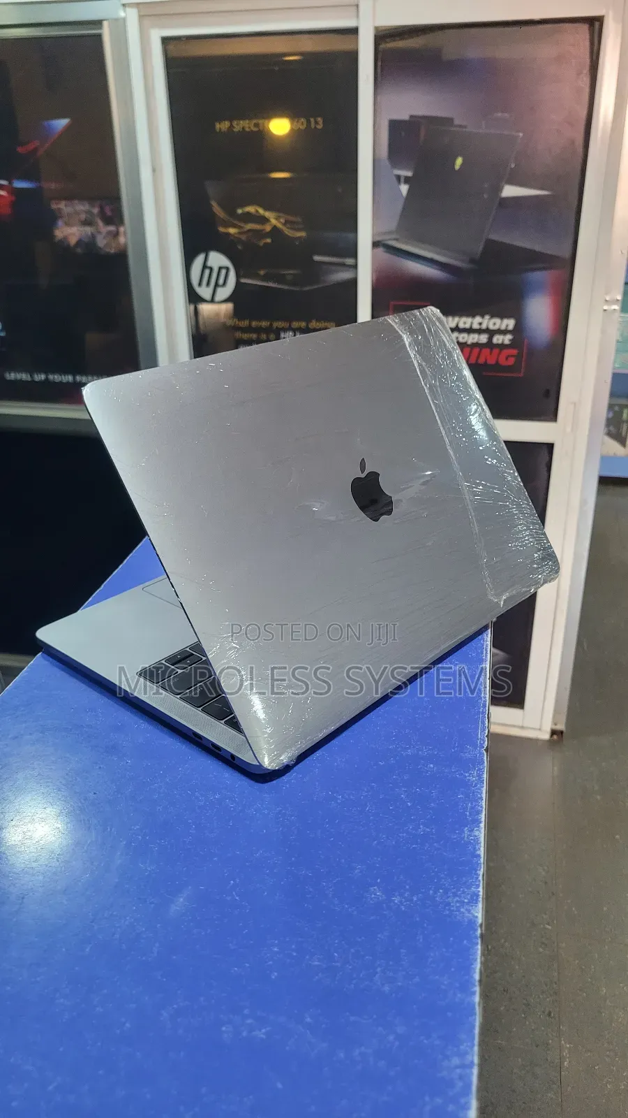 Laptop Apple MacBook Pro 2017 8GB Intel Core I5 SSD 512GB