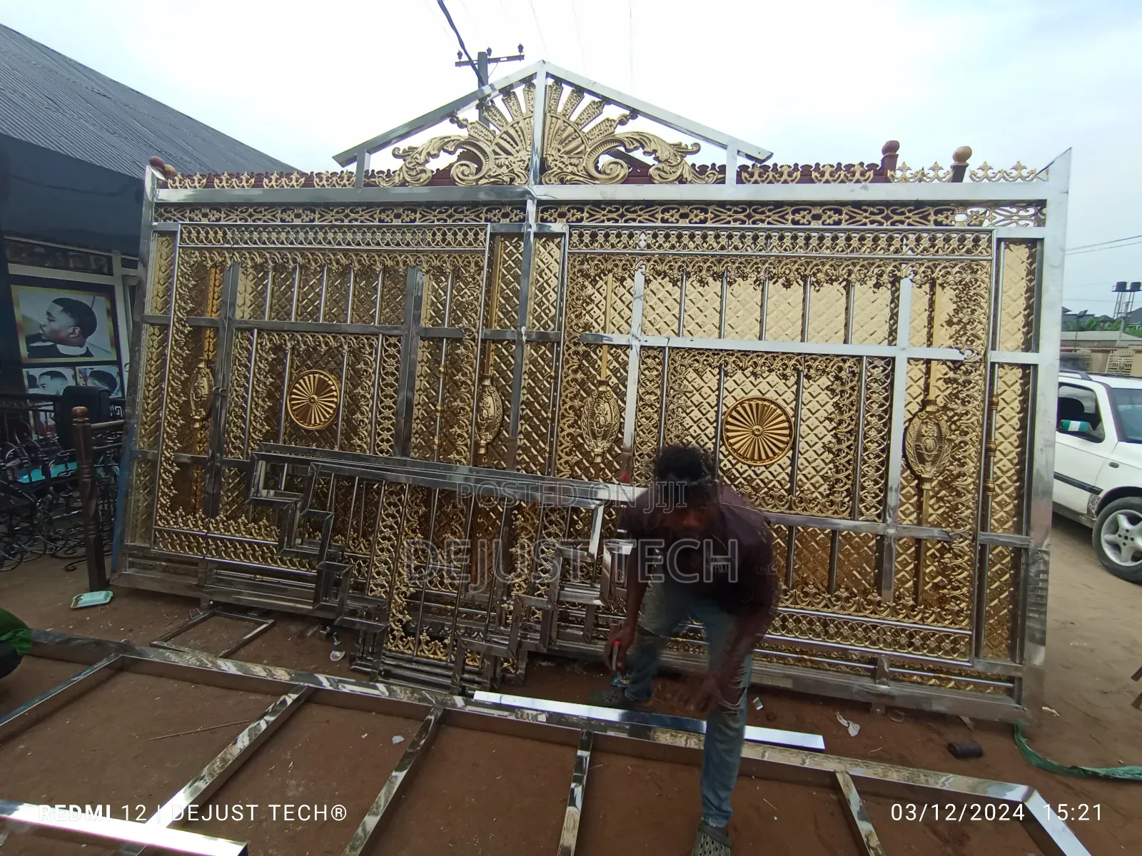 Golden Stainless Gate