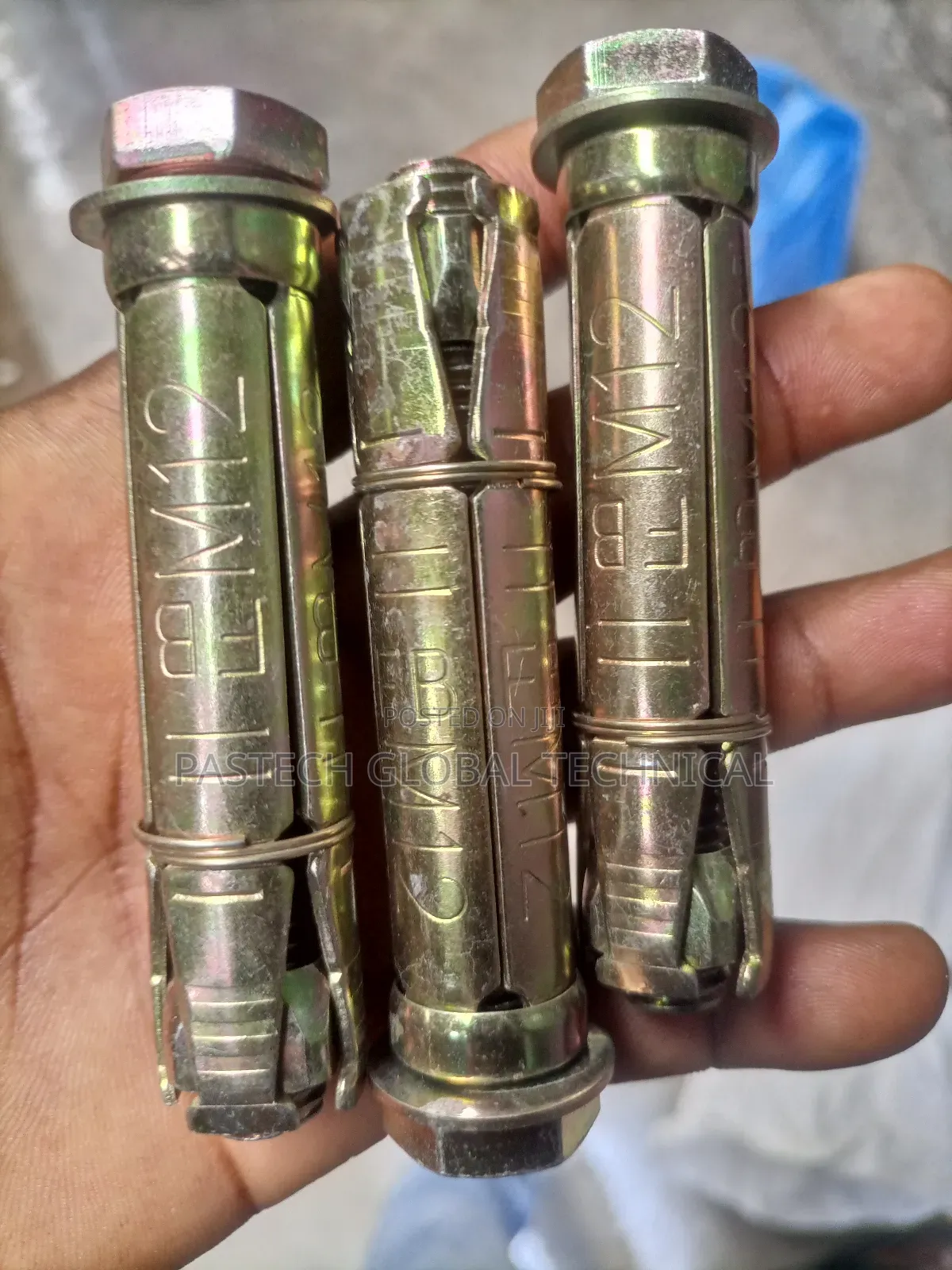 M12 Expansion Bolt