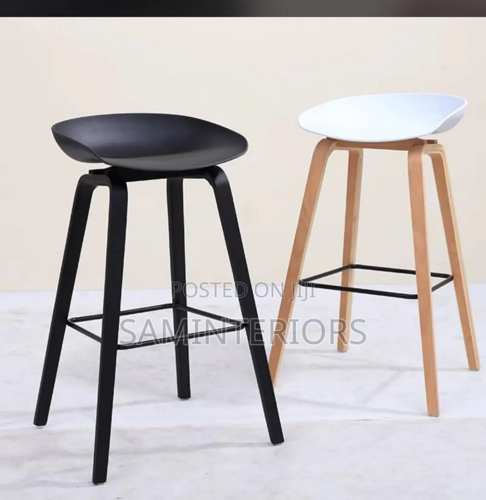 Iron Leg Immoveable Bar Stool