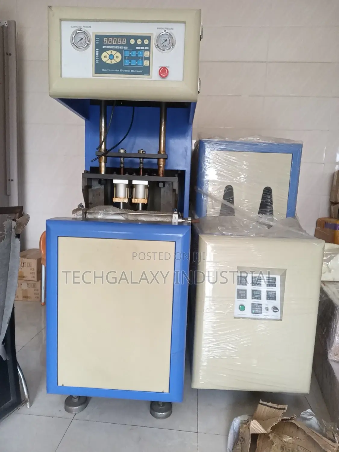 Pet Blowing Machine for Bottle Water Can Etc