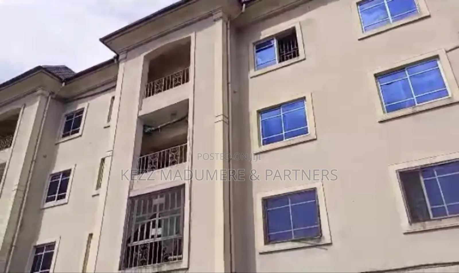 13bdrm Block of Flats in Gra, Aba North , for sale