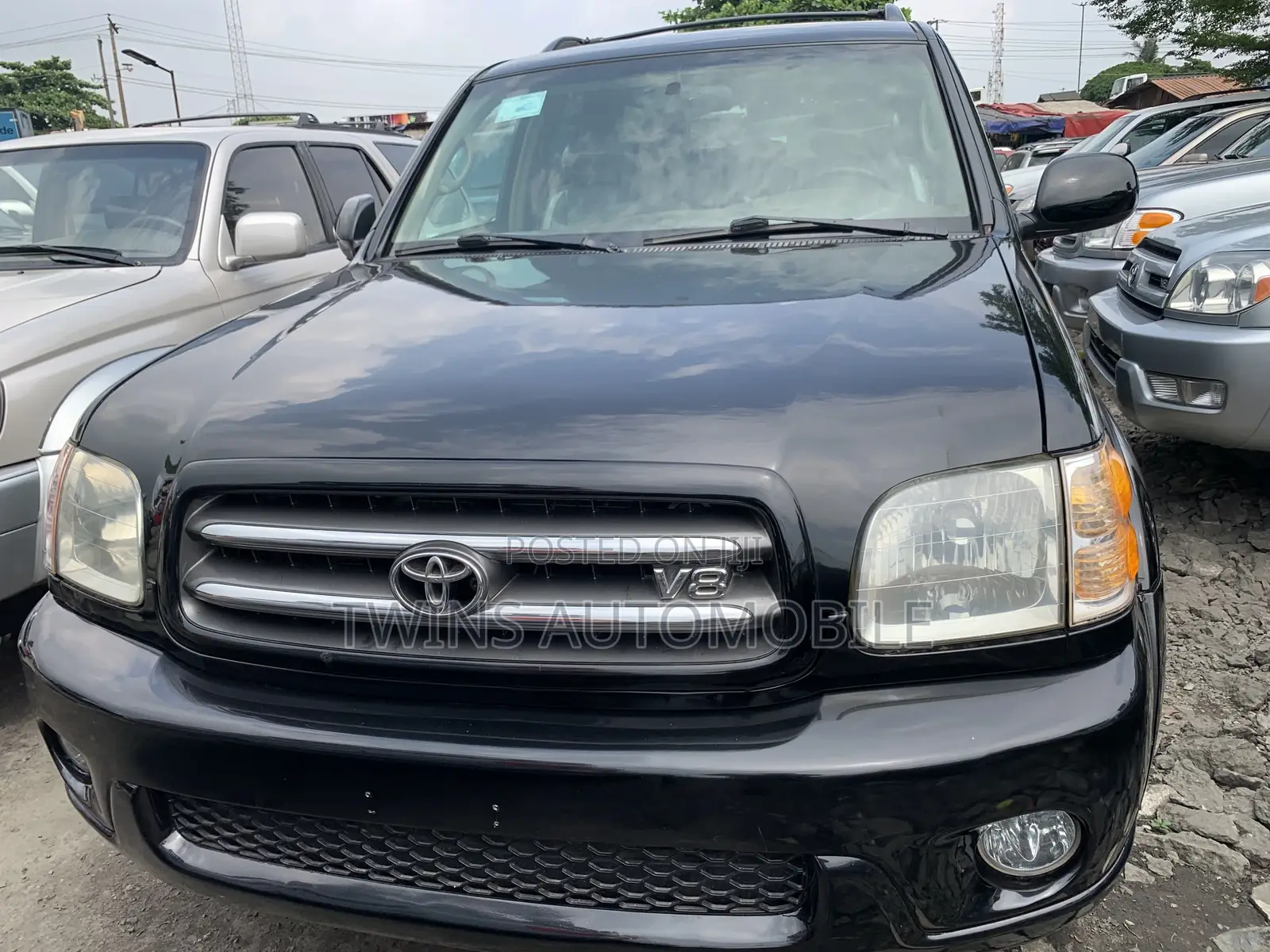 Toyota Sequoia 2004 Black