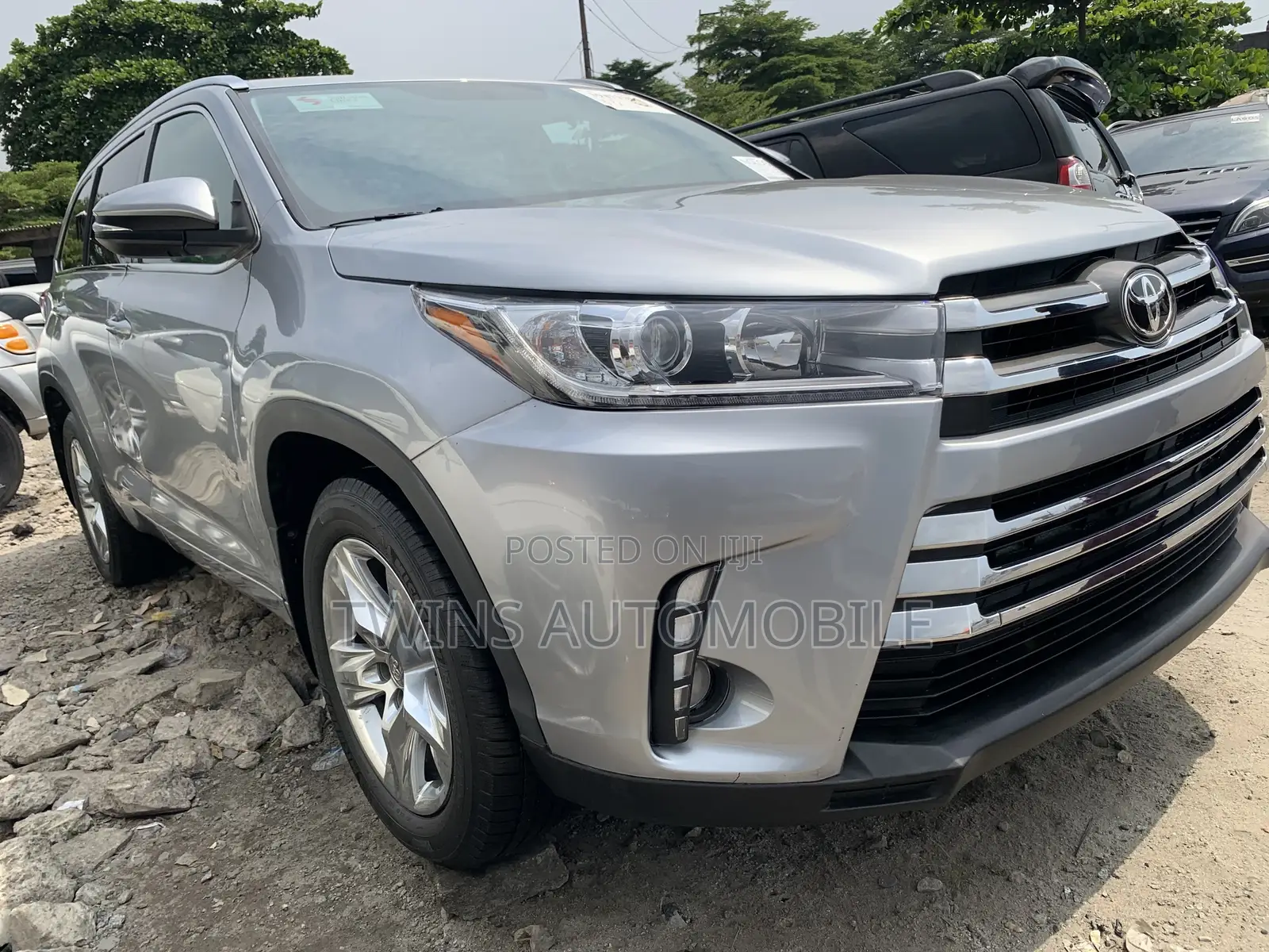 Toyota Highlander 2018 Silver