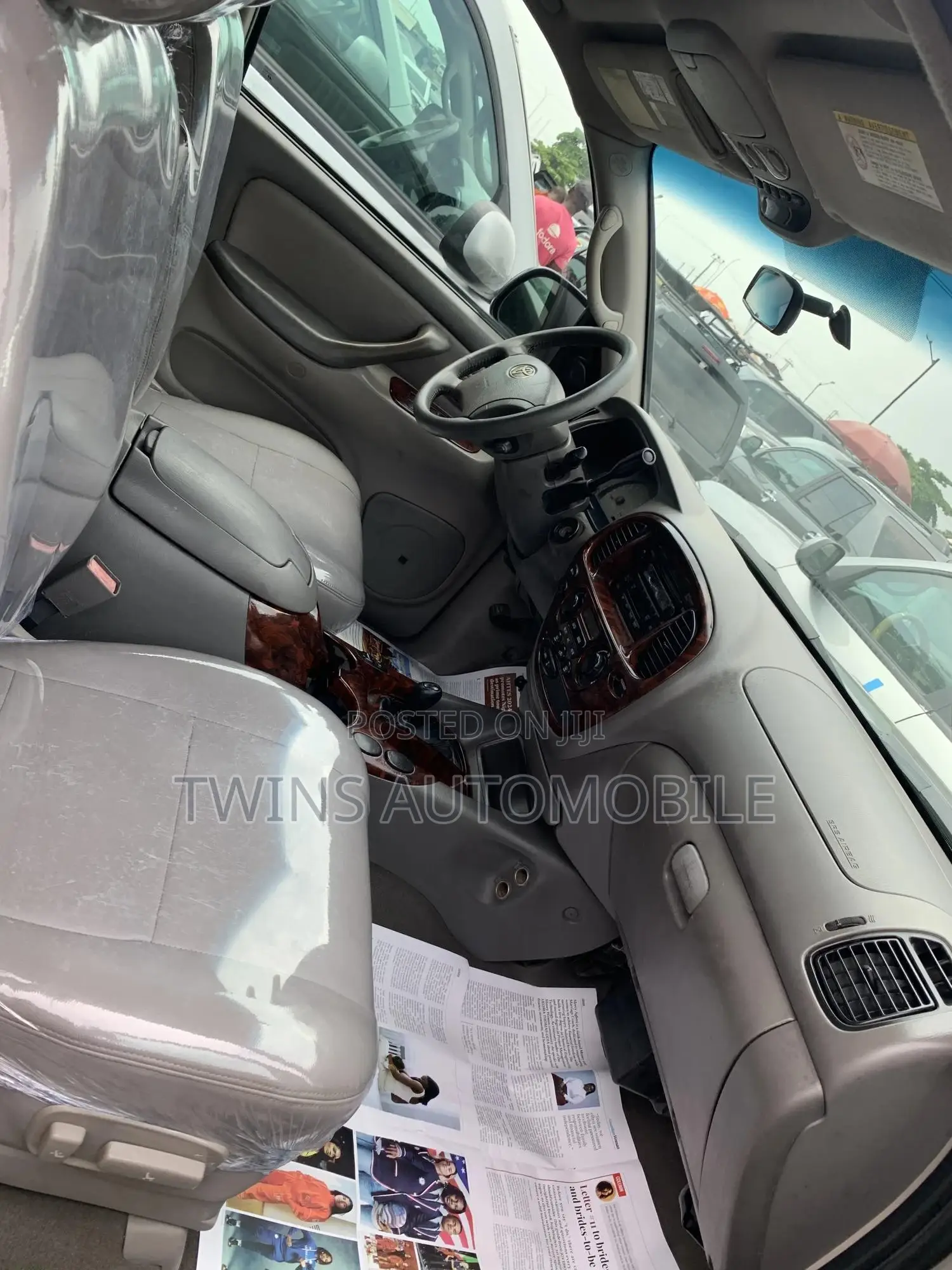 Toyota Sequoia 2004 Gray