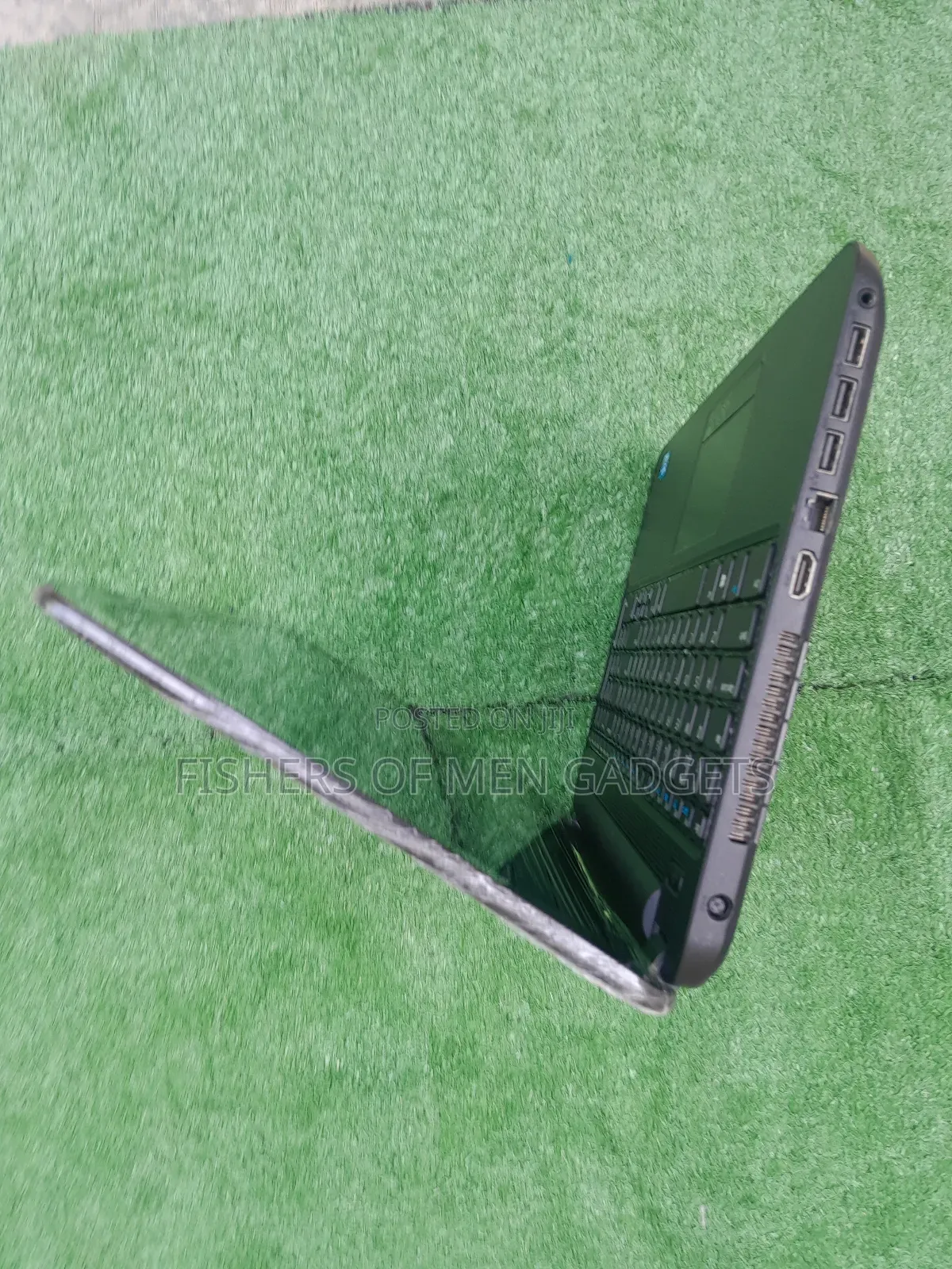 Laptop Dell Inspiron 15 3541 8GB Intel Core I3 HDD 320GB