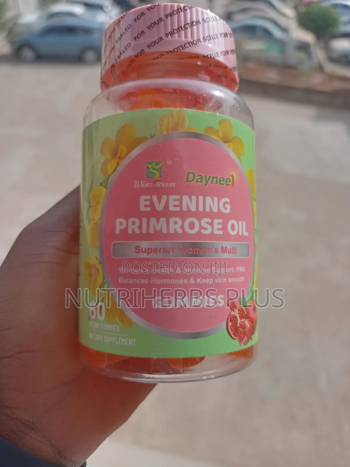 Evening Primrose Oil for Hormonal Balance and Skin Health