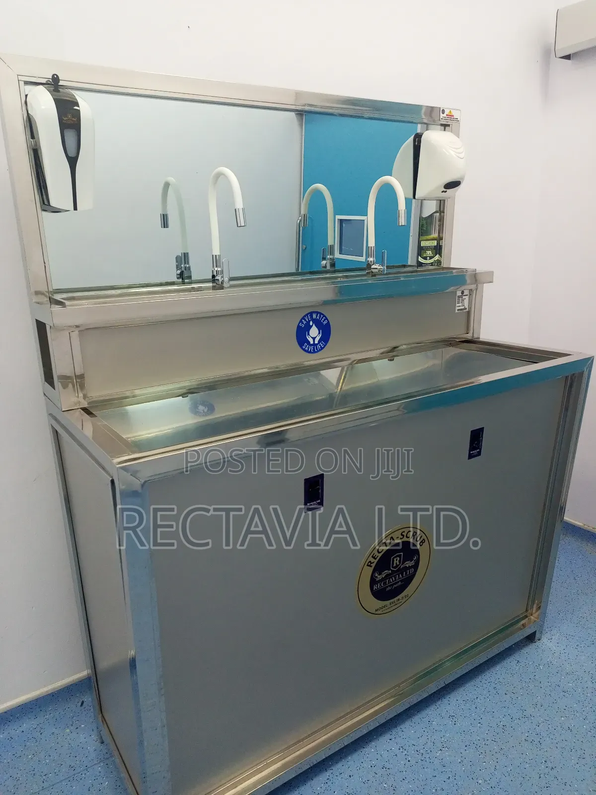 Medical/ Surgical Scrub Sink