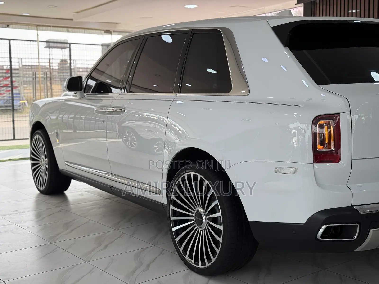 Rolls-Royce Cullinan Base 2020 White