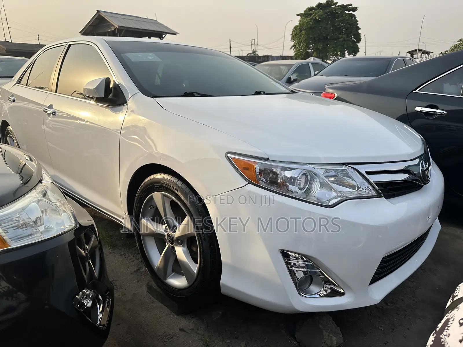 Toyota Camry 2014 White