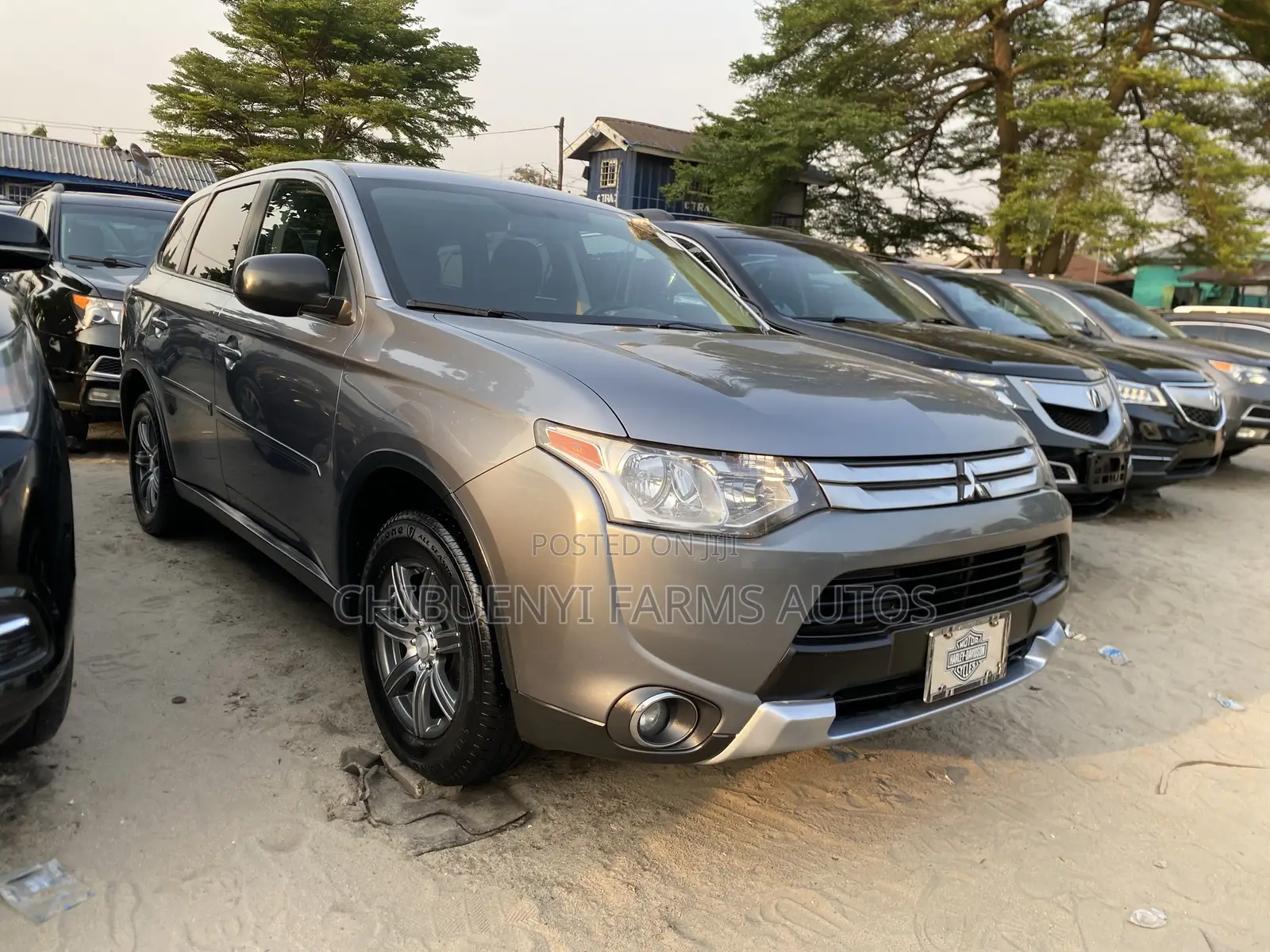 Mitsubishi Outlander 2015 Gray
