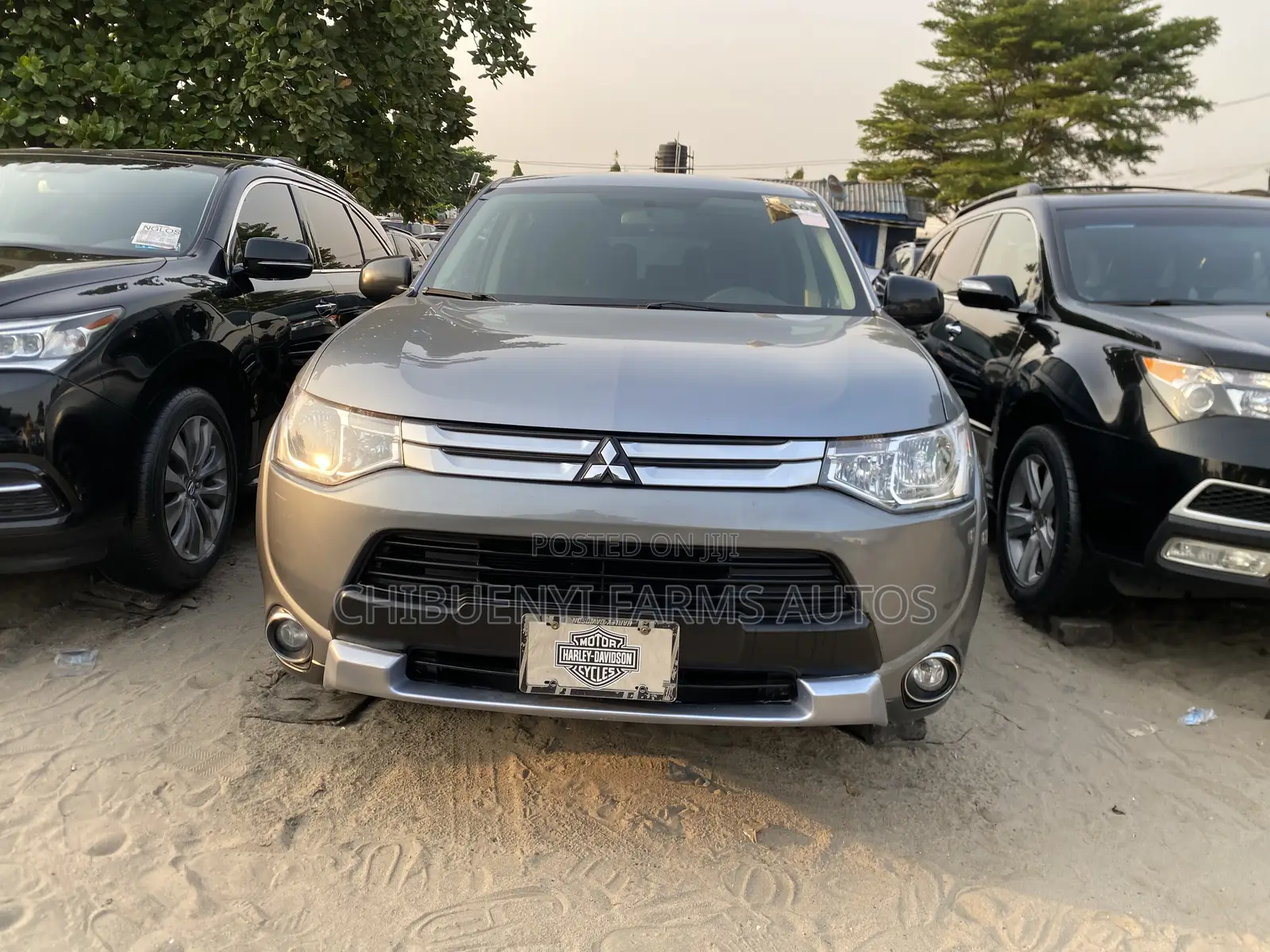 Mitsubishi Outlander 2015 Gray