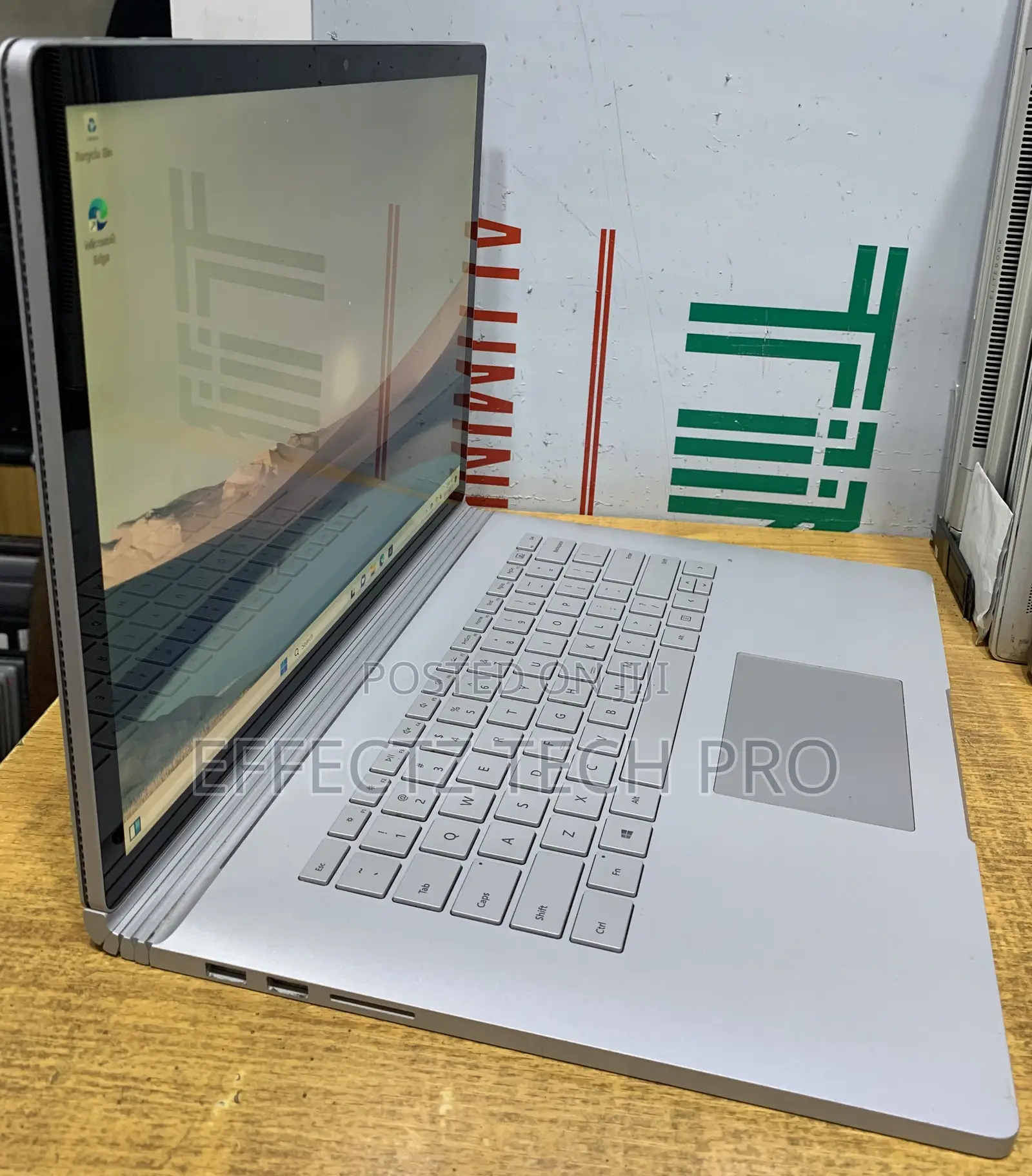 Laptop Microsoft Surface Book 2 16GB Intel Core I7 SSD 512GB
