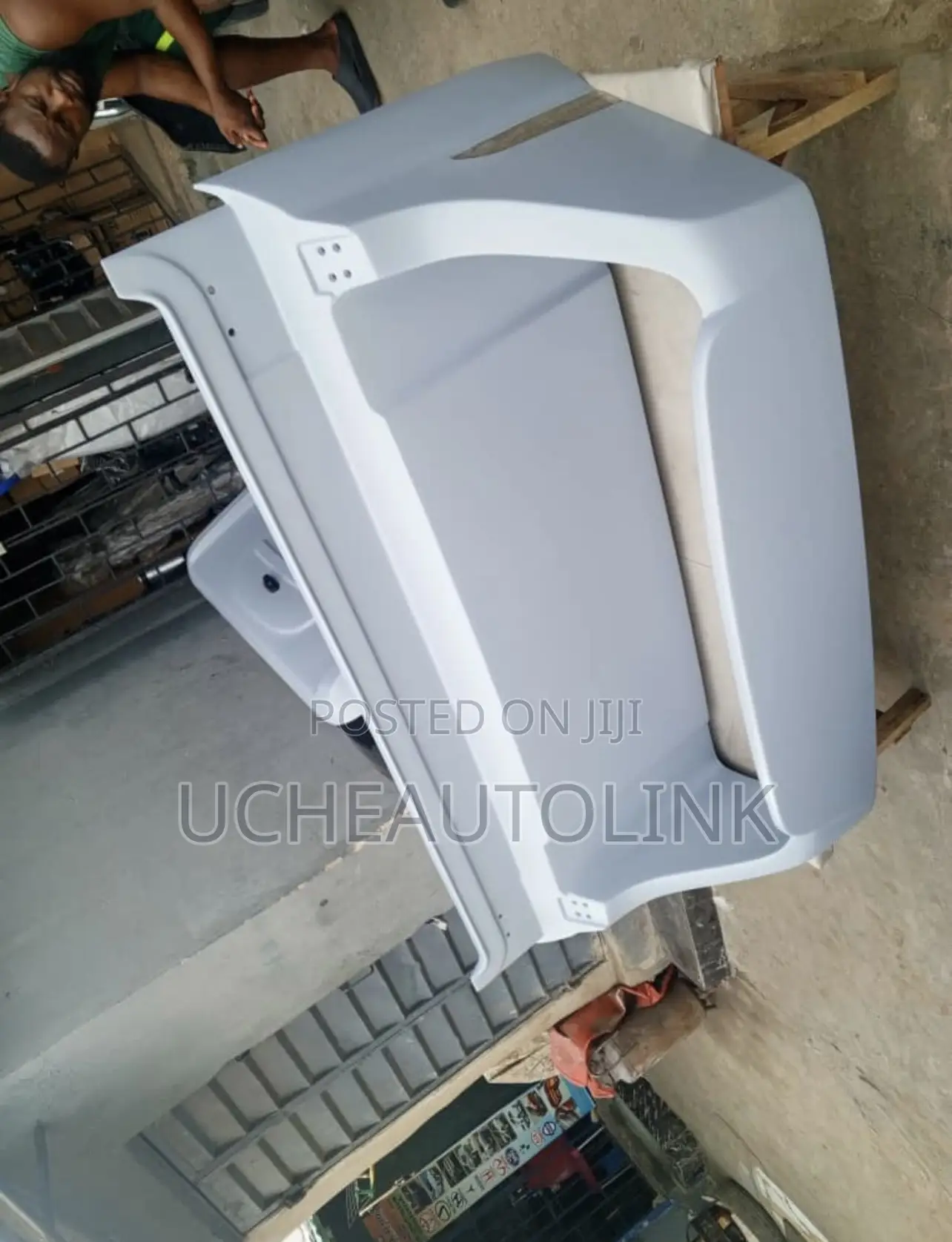 Hilux Carryboy Booth Cover Available as Seen