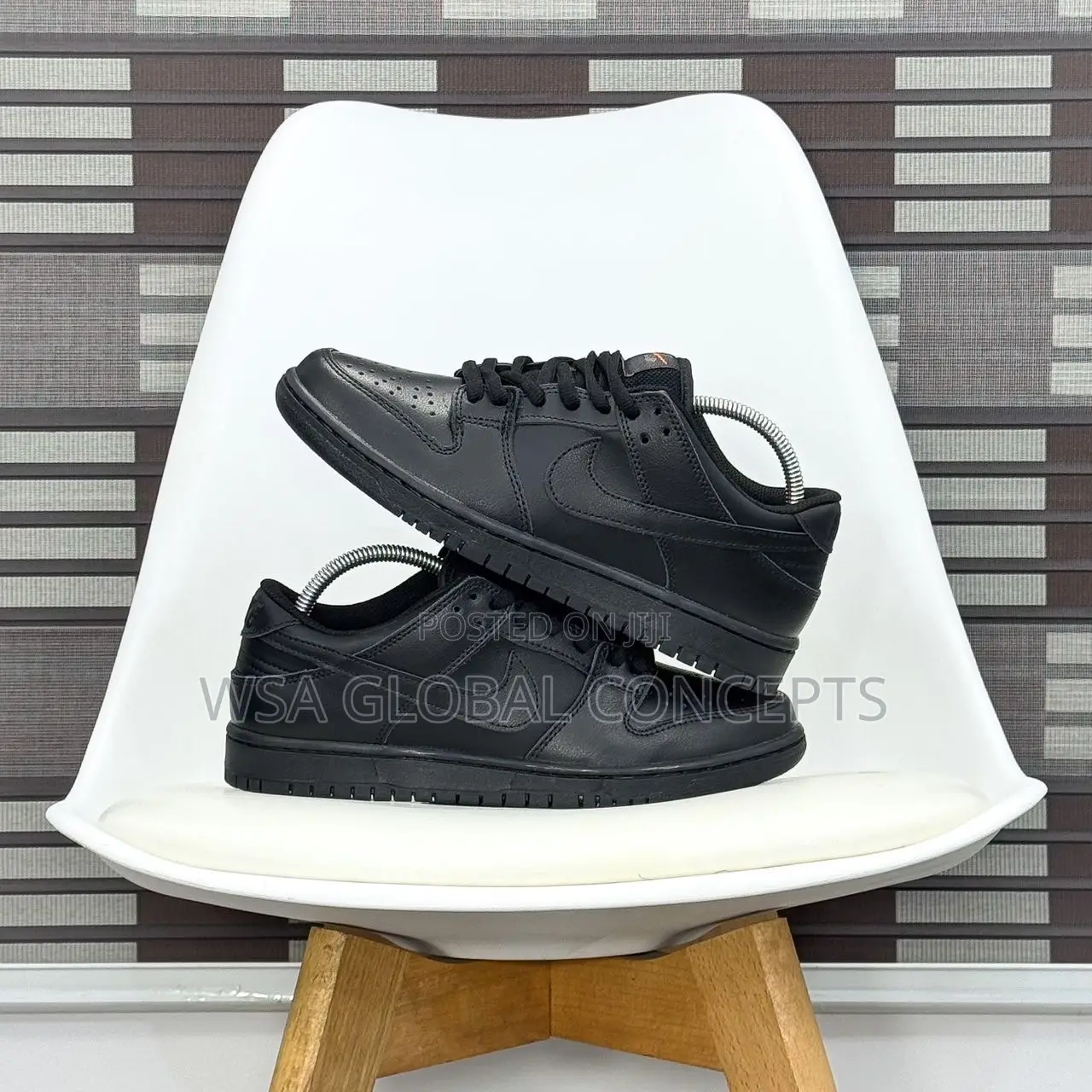 Nike Sb Dunk Low Pro ISO Orange Label Triple Black