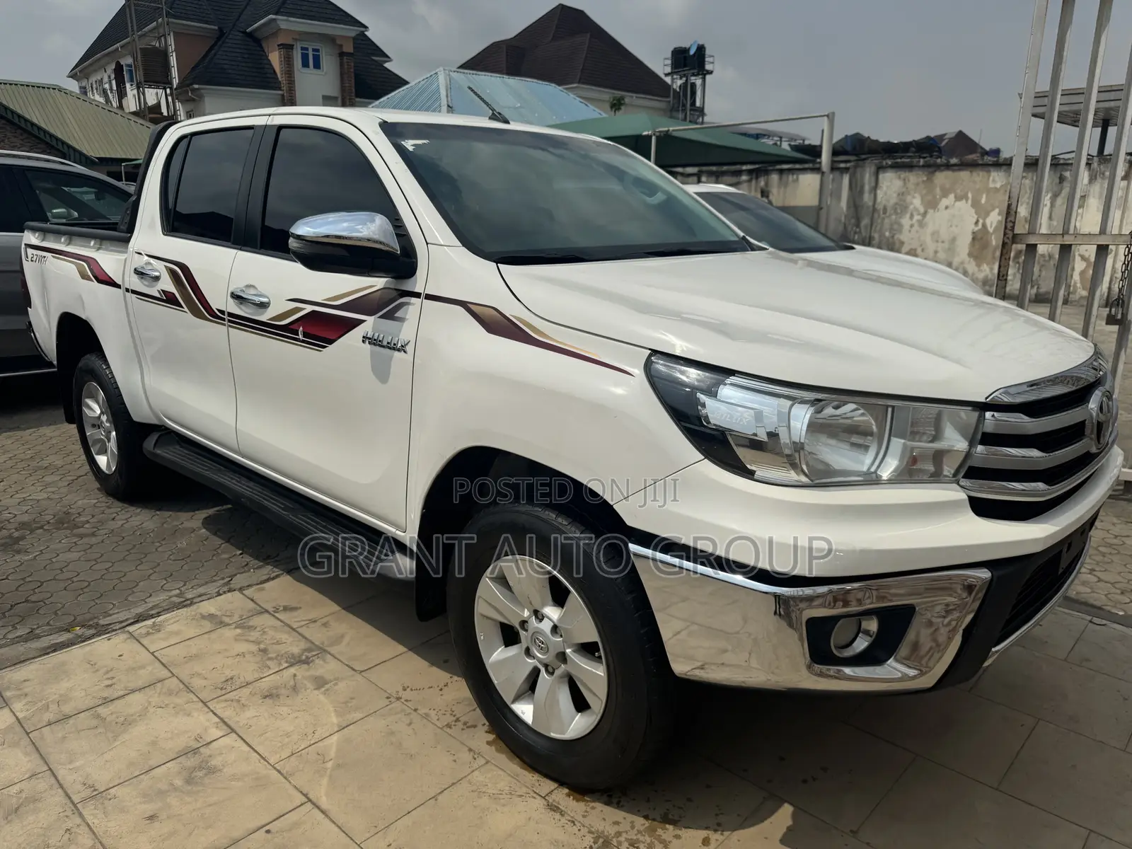 Toyota Hilux SR5 4x4 2019 White