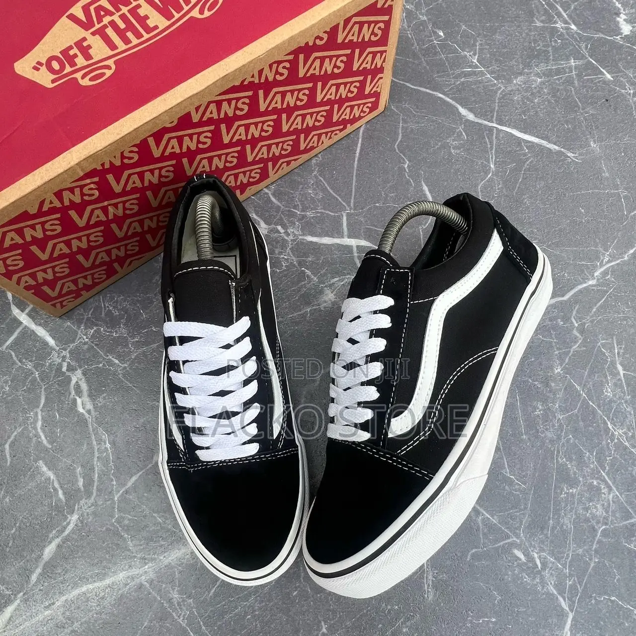 Original Vans Old Skool Sneakers