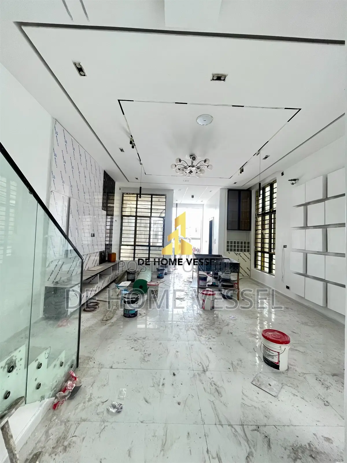 5bdrm Duplex in Chevron for sale