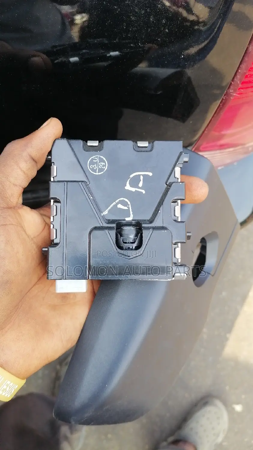 Sensor Rx 350 2017 For Windscreen With Cover Available Now.