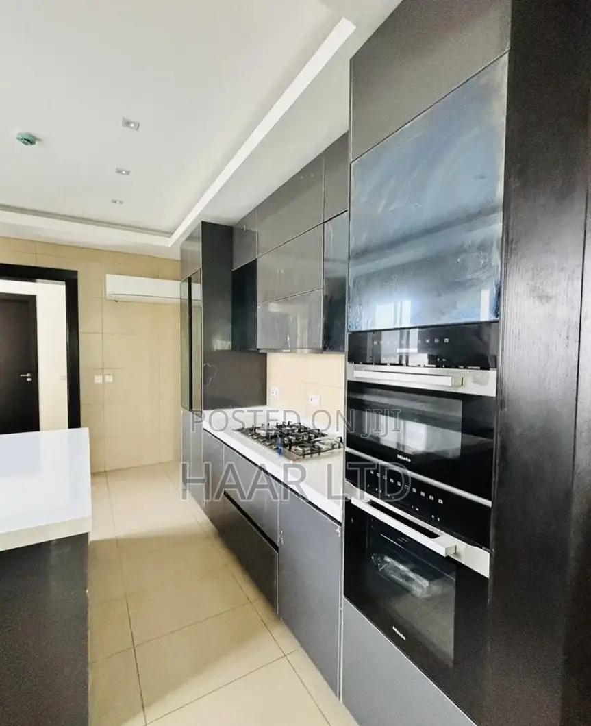3bdrm Apartment in Banana Island for rent