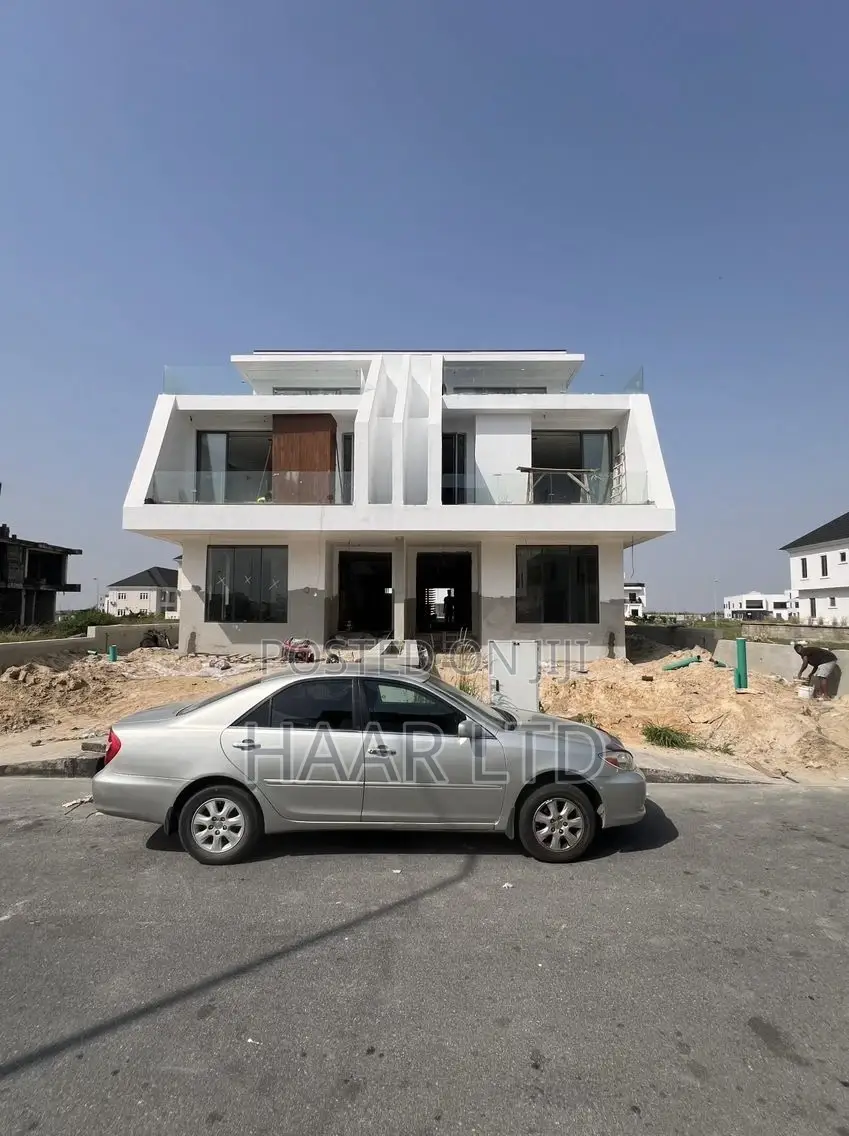 4bdrm Duplex in Ikate for sale