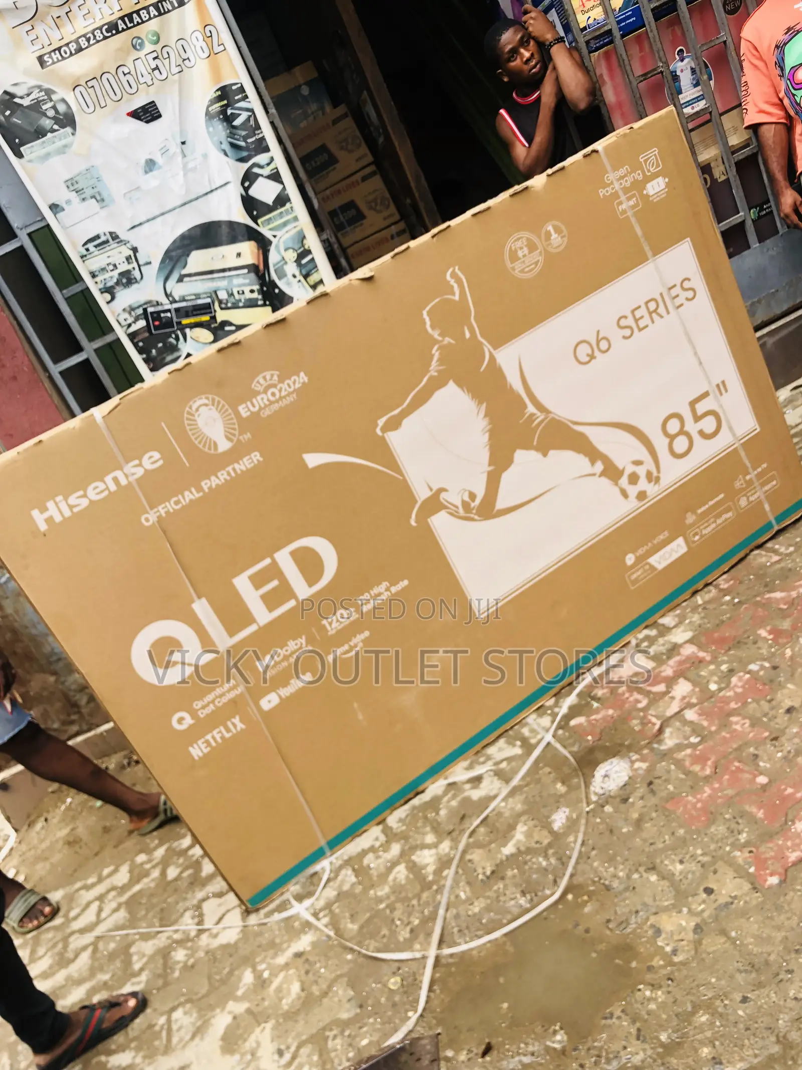 Hisense 85” Inches QLED Smart TV