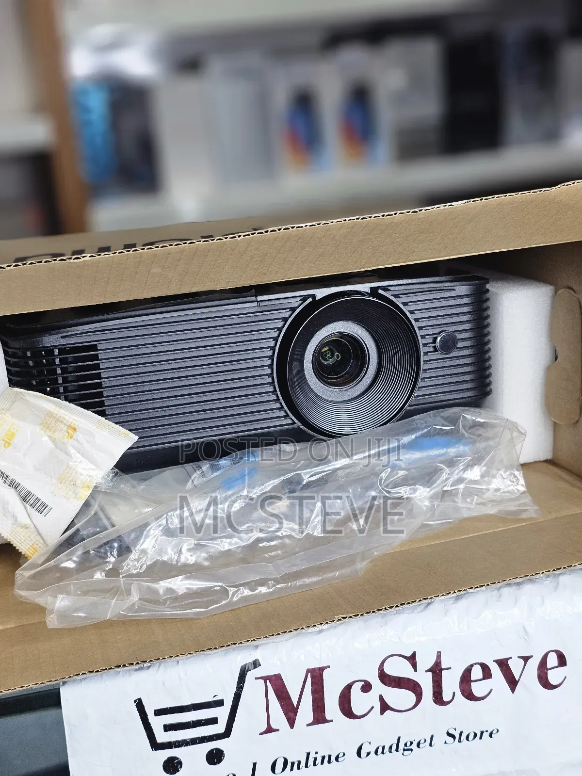 Optoma S336 DLP Projector Lumen 4000