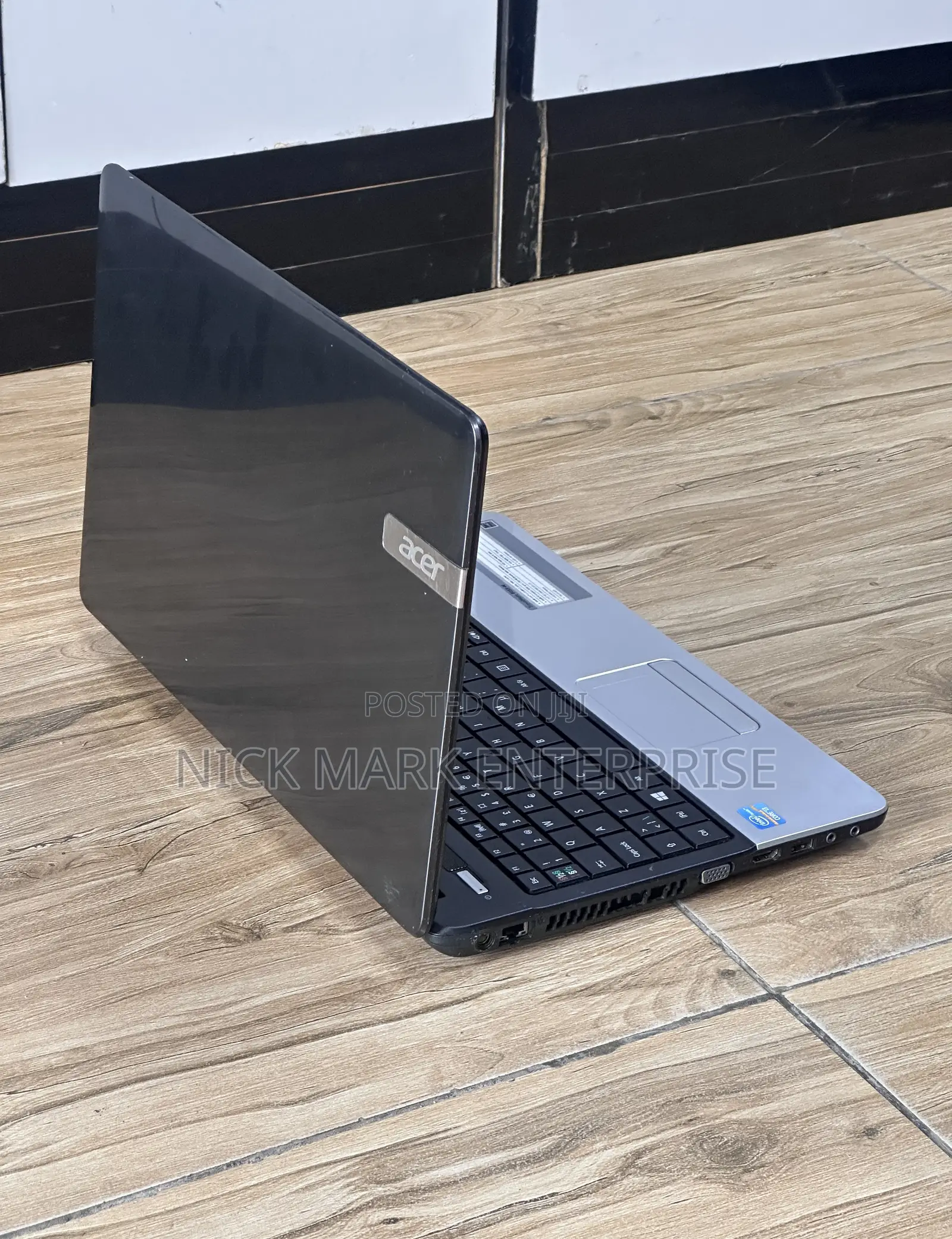 Laptop Acer TravelMate P253 M 4GB Intel Core I3 HDD 750GB