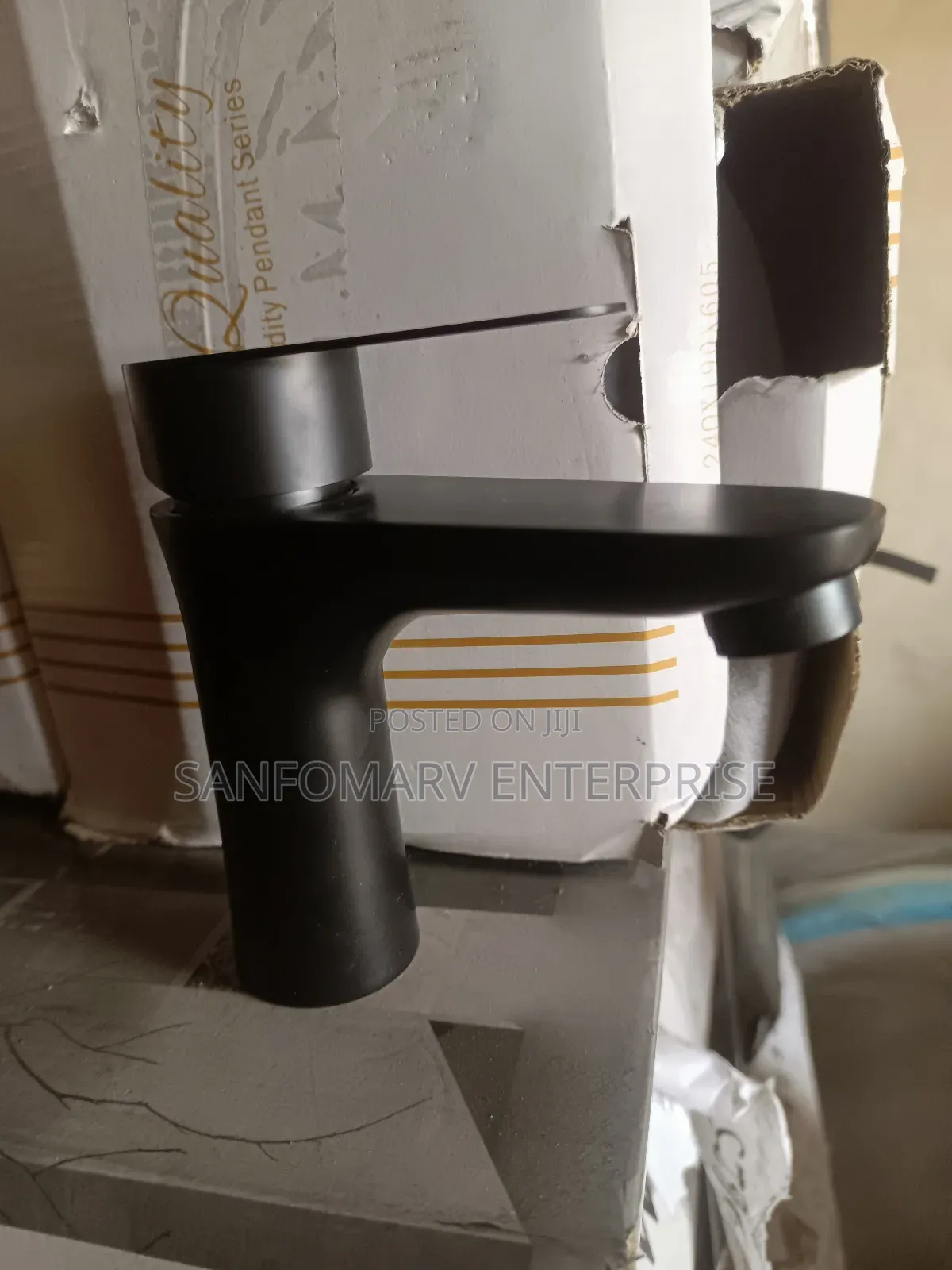 Hummer Basin Mixer