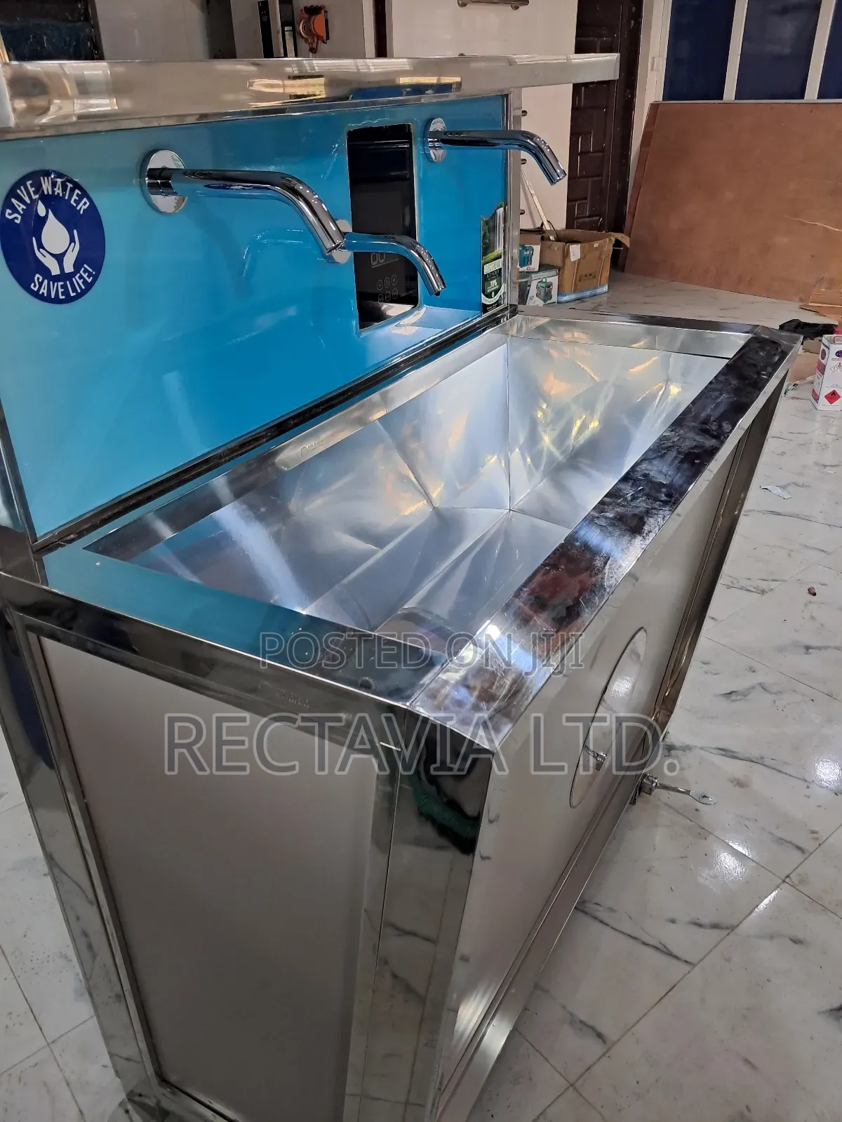 Surgical Scrub Sink