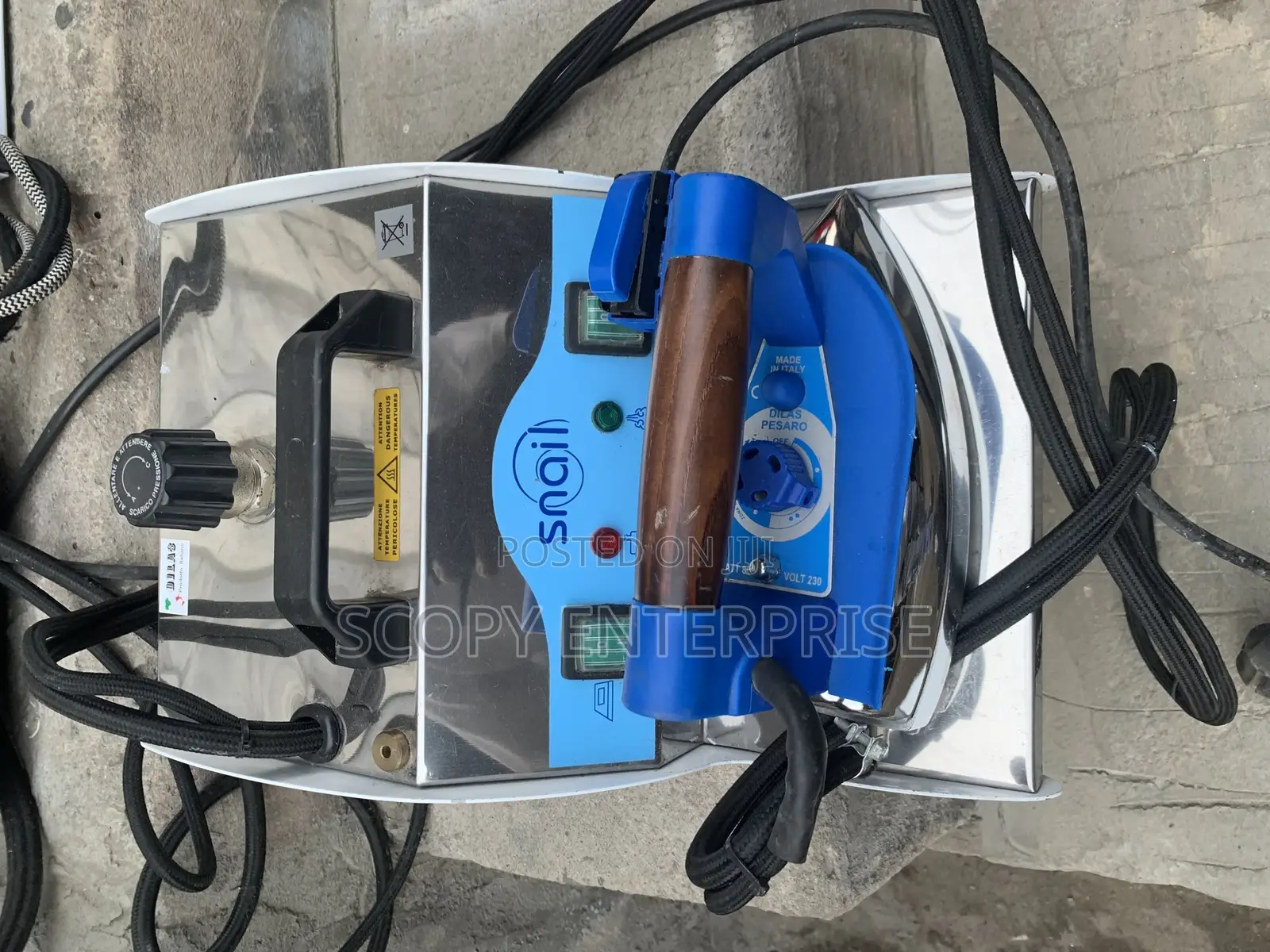 Industrial Steam Irons