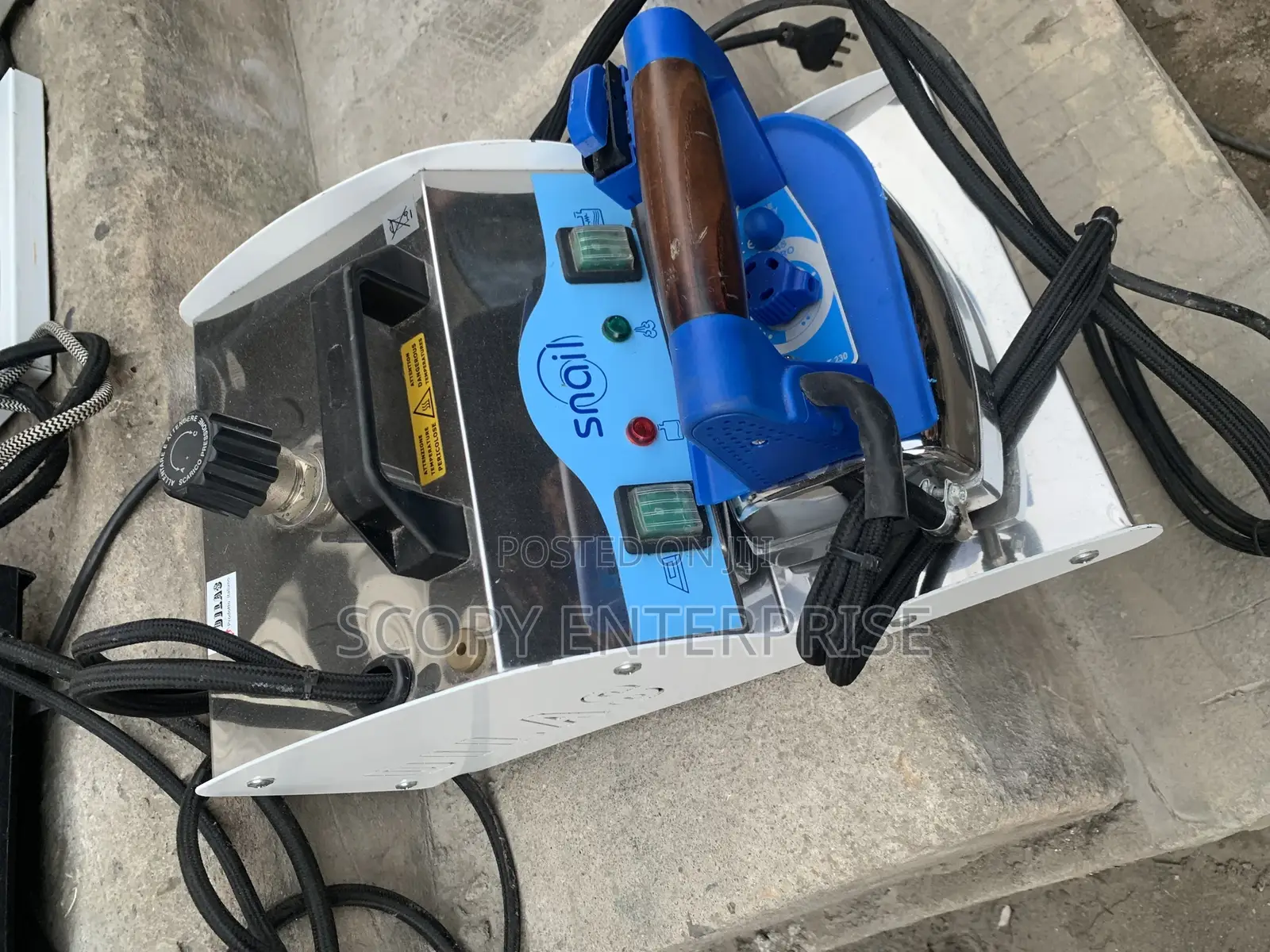 Industrial Steam Irons