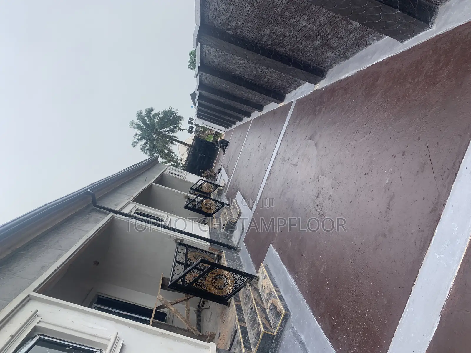 Attractive the Exterior With Modern Floor and Wall Design