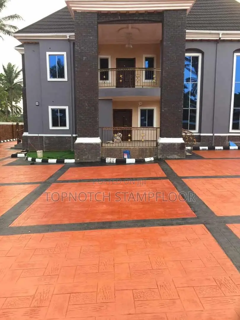Glossy Solid Increte Floor