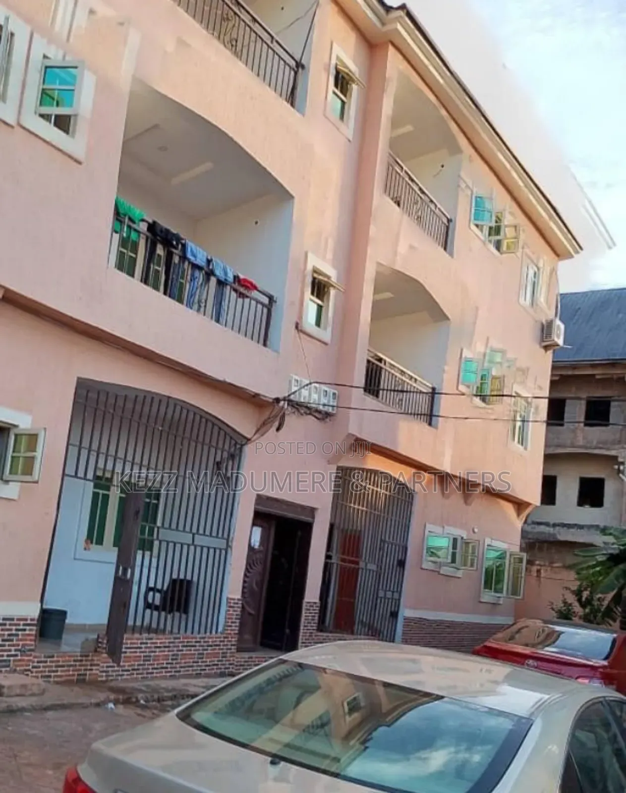 6bdrm Block of Flats in Tanker Park , New for sale