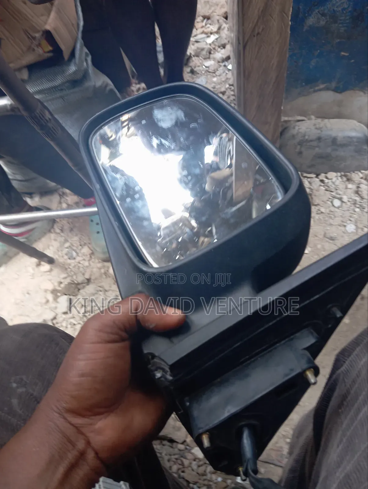 Honda C R v Side Mirror